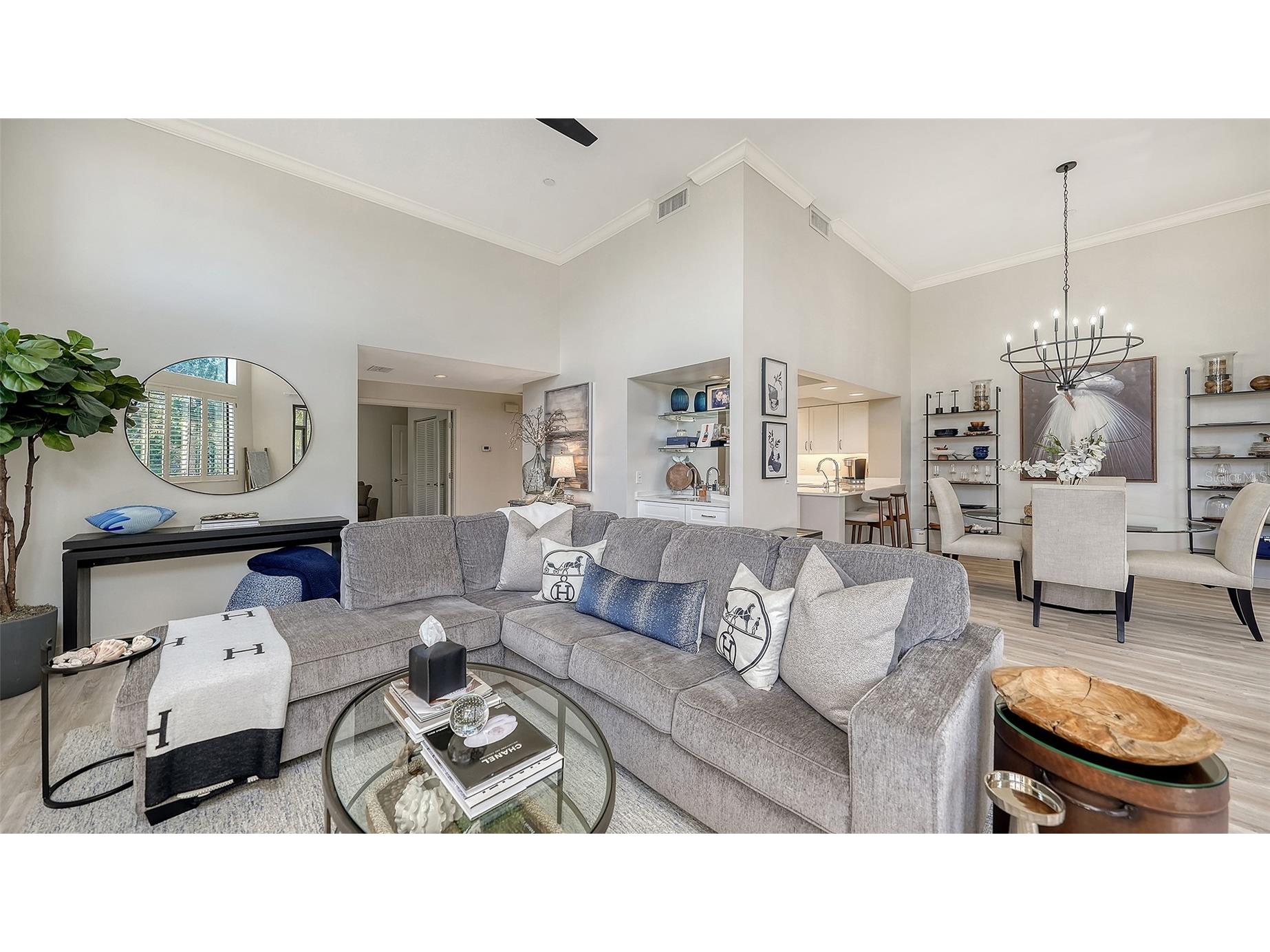 2000 Harbourside Drive #1501 Longboat Key FL 34228 A4684680 image5