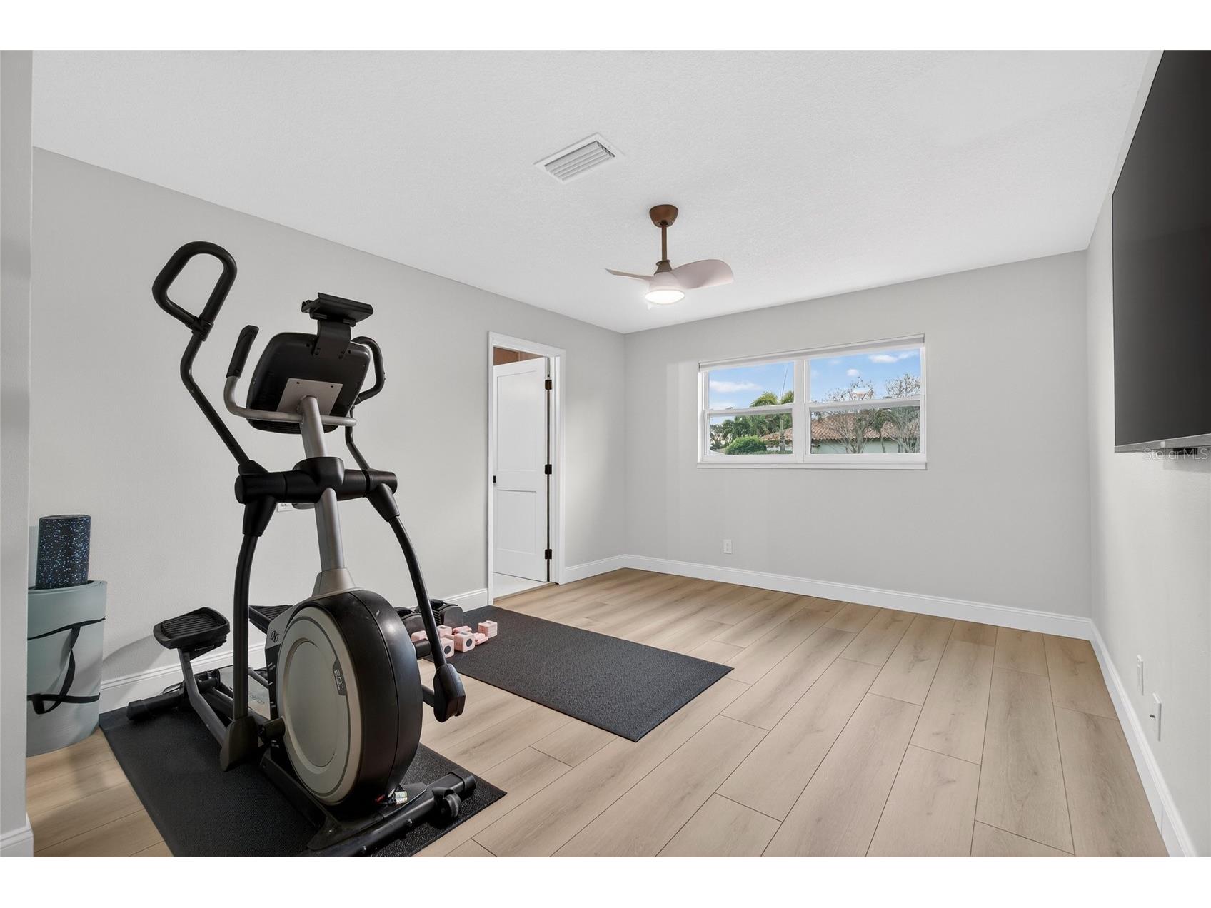 2000 Kansas Avenue NE Saint Petersburg FL 33703 TB8453509 image19