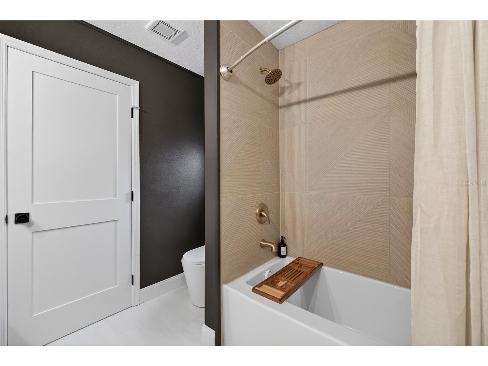 2000 Kansas Avenue NE Saint Petersburg FL 33703 TB8453509 image22