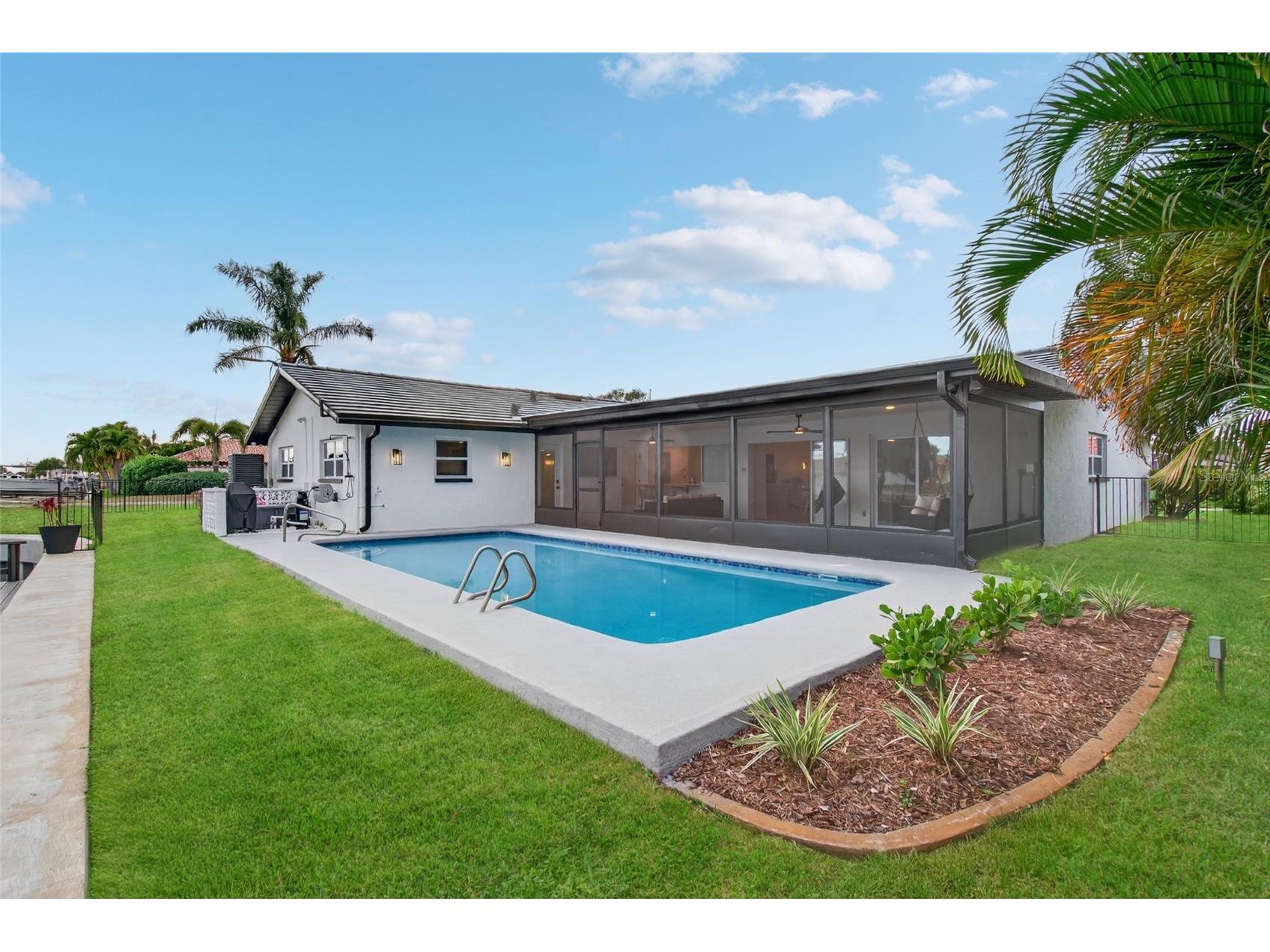 2000 Kansas Avenue NE Saint Petersburg FL 33703 TB8453509 image37