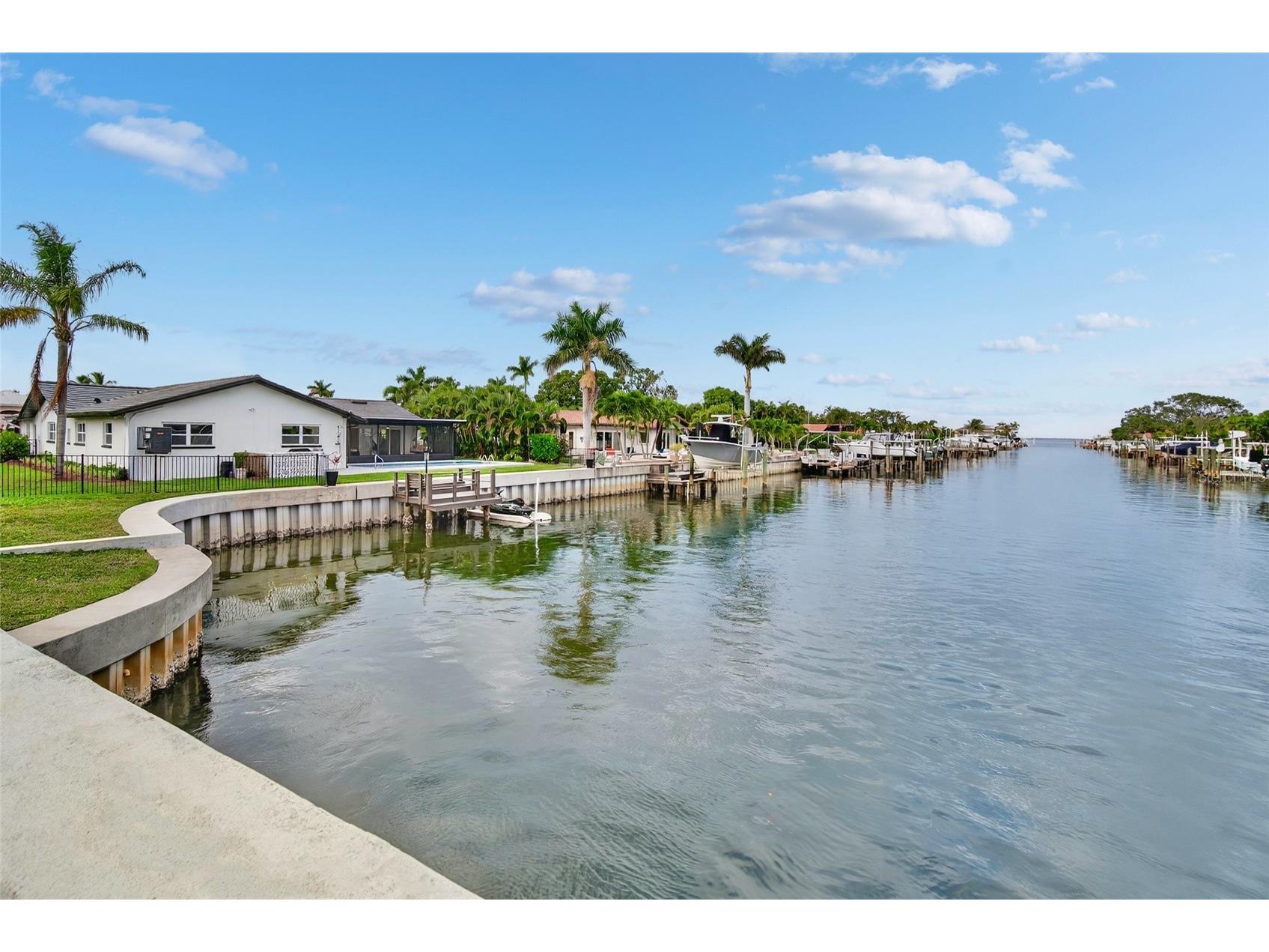 2000 Kansas Avenue NE Saint Petersburg FL 33703 TB8453509 image42