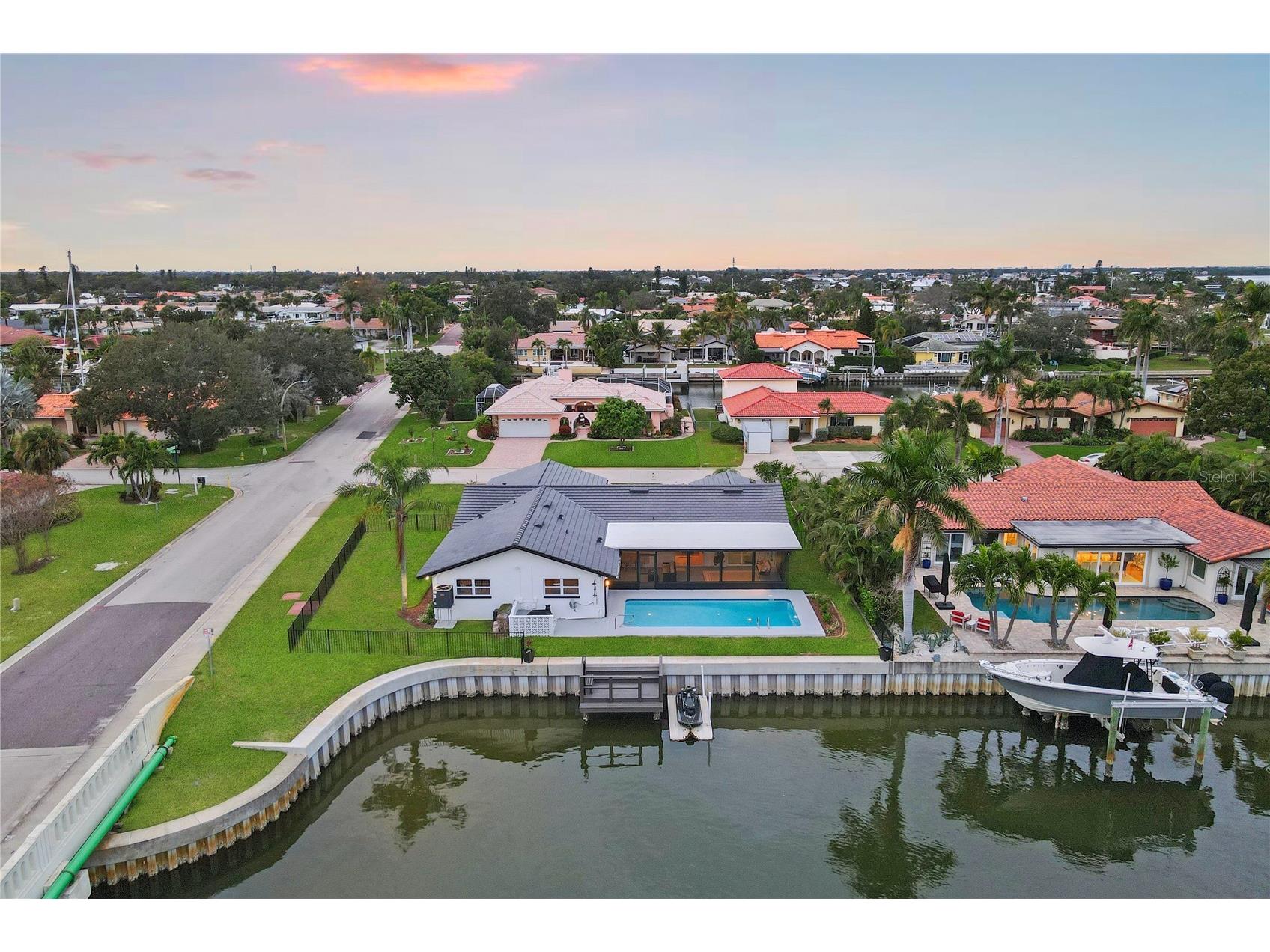 2000 Kansas Avenue NE Saint Petersburg FL 33703 TB8453509 image57