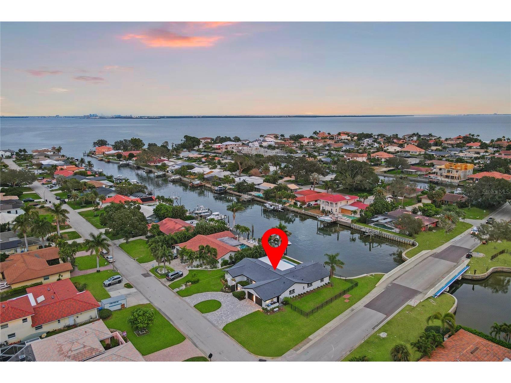 2000 Kansas Avenue NE Saint Petersburg FL 33703 TB8453509 image58