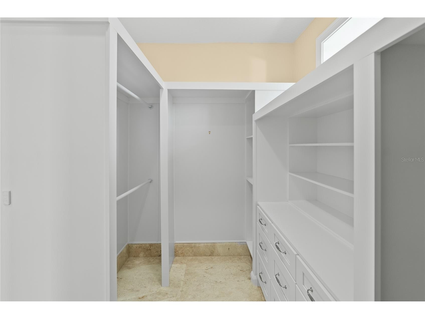 2000 Park Street N Saint Petersburg FL 33710 TB8495795 image58