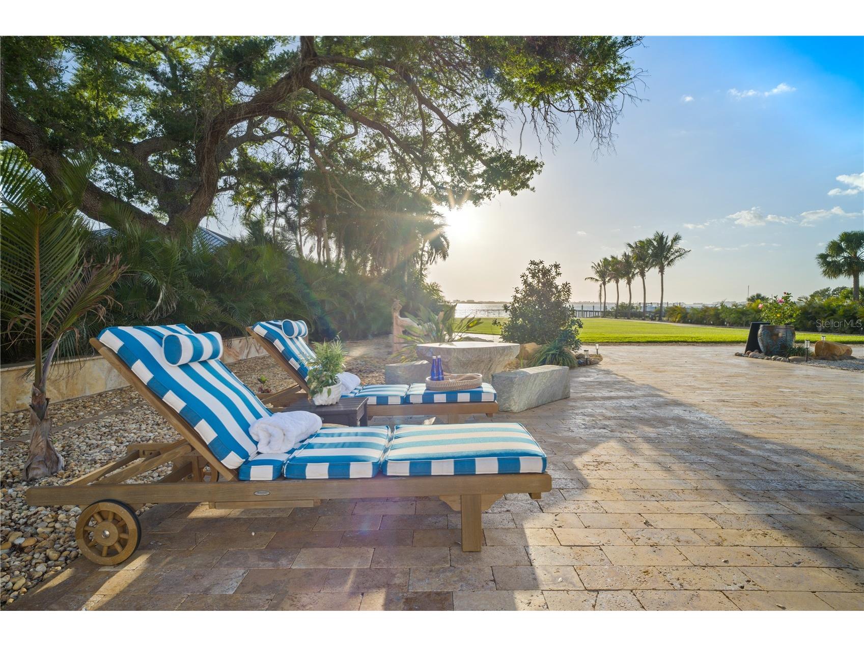 2000 Park Street N Saint Petersburg FL 33710 TB8495795 image81