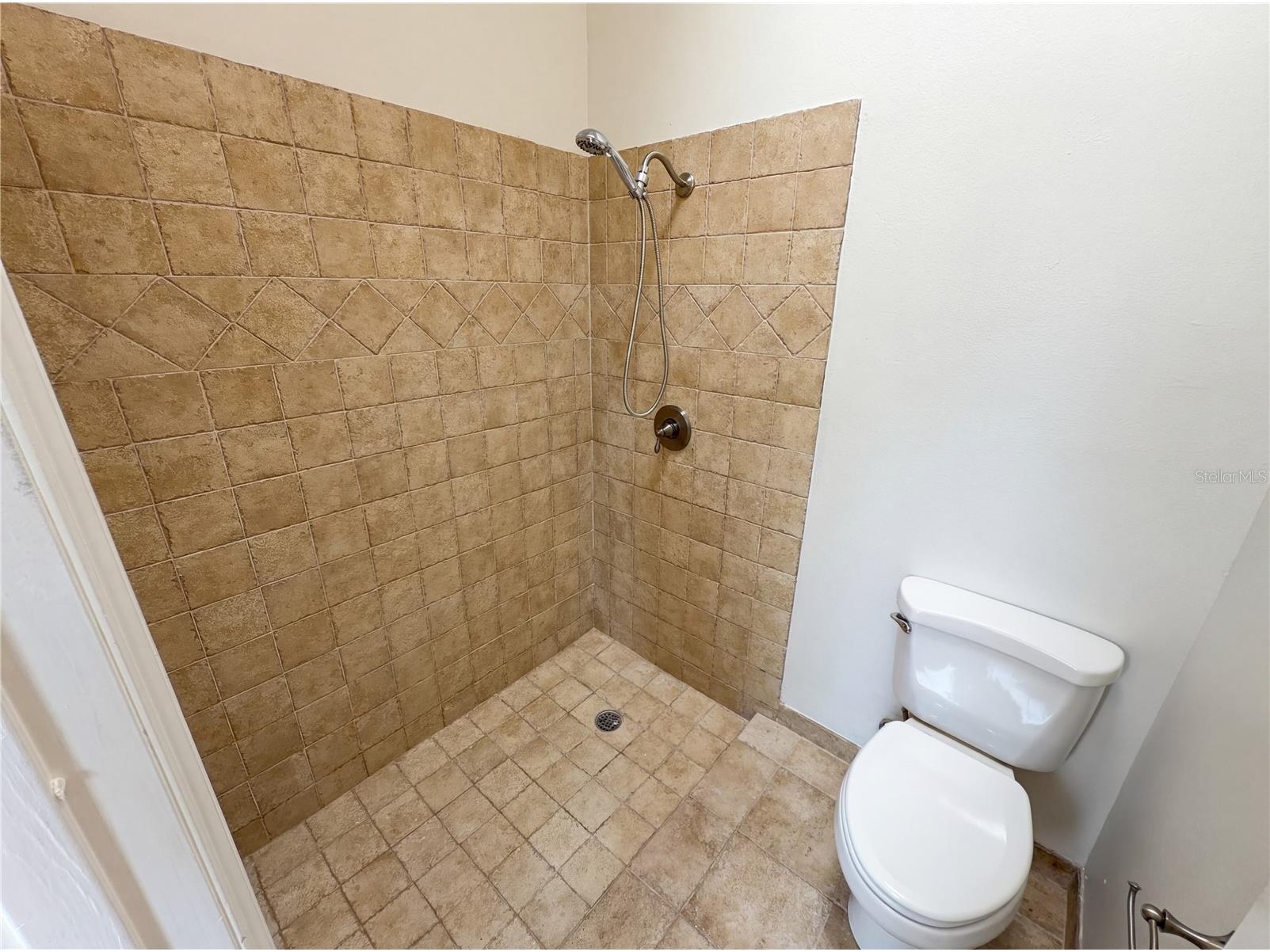 2000 Plainfield Drive Orlando FL 32812 O6397969 image10
