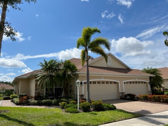 2000 Scarlett Avenue North Port FL 34289 C7473005 image1
