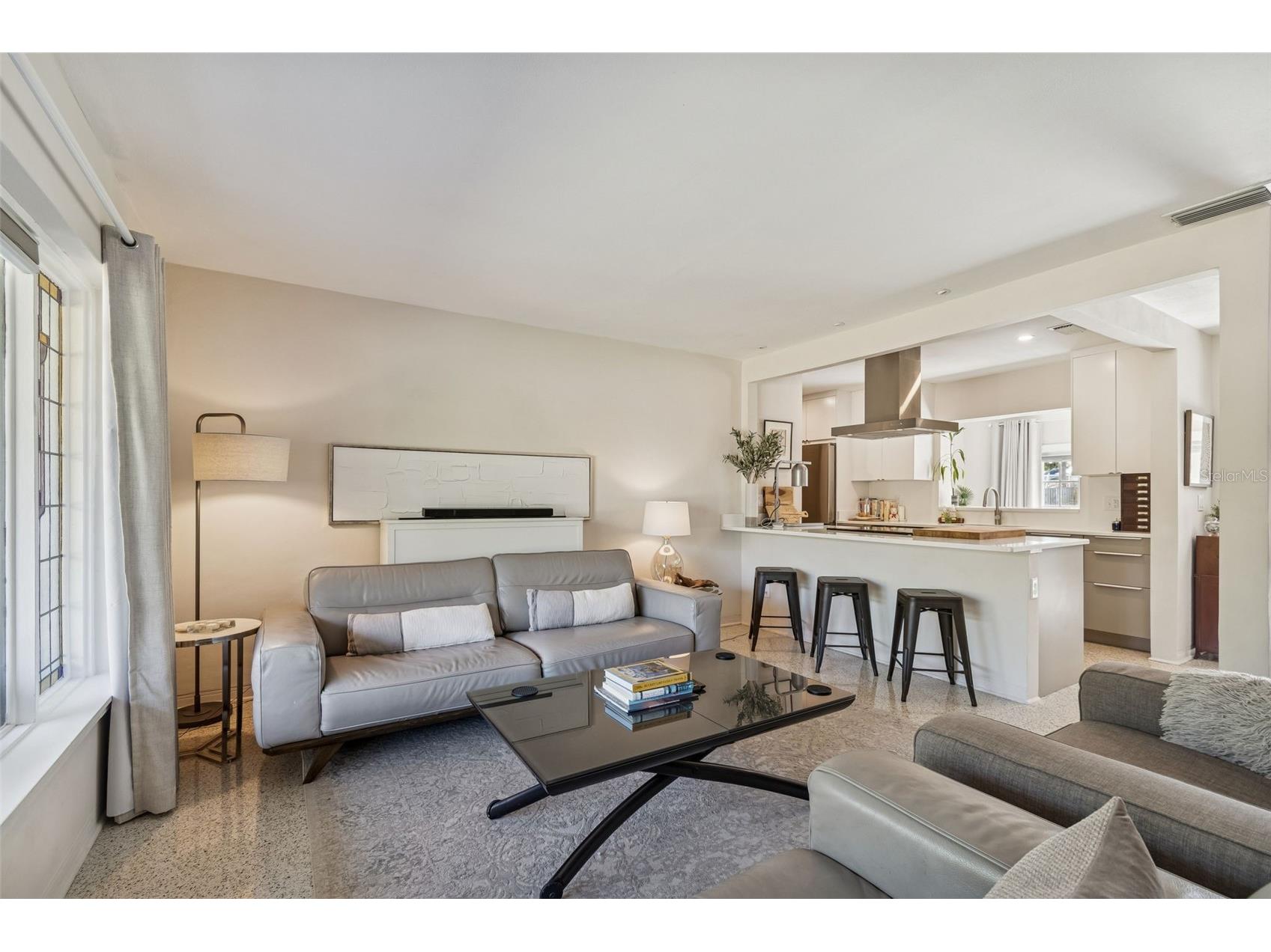 2000 Serpentine Circle S Saint Petersburg FL 33712 TB8470786 image13