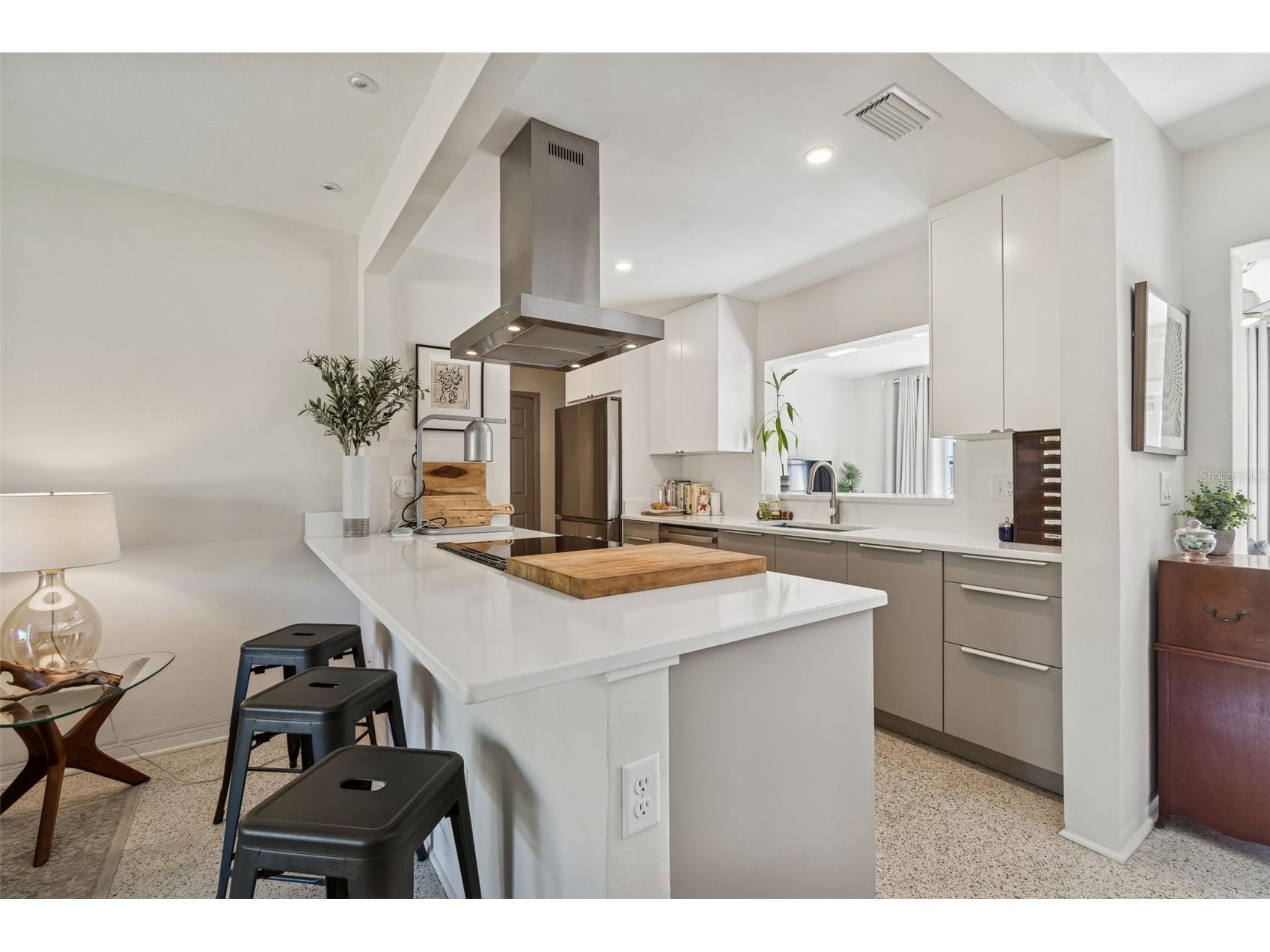 2000 Serpentine Circle S Saint Petersburg FL 33712 TB8470786 image21