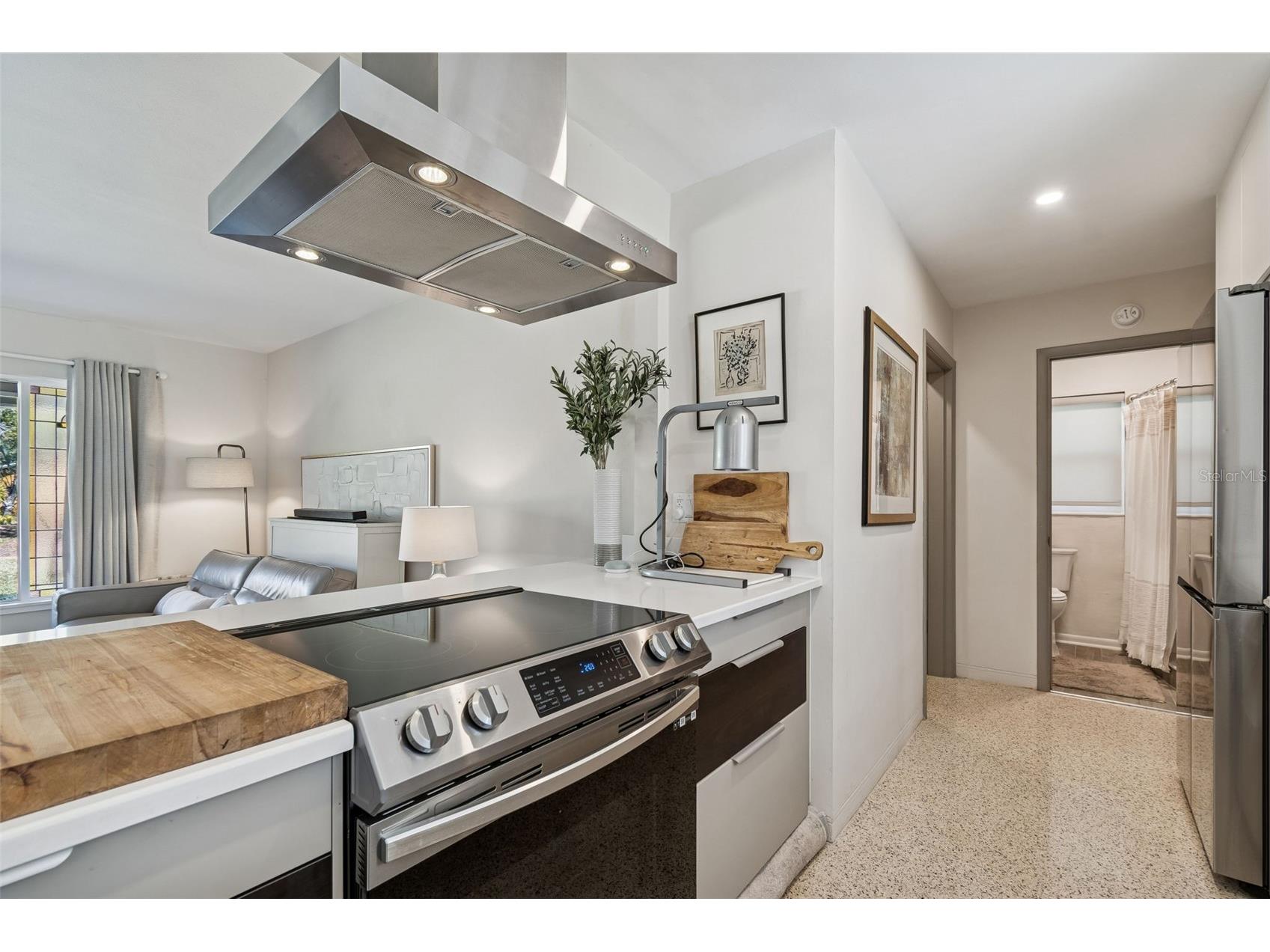 2000 Serpentine Circle S Saint Petersburg FL 33712 TB8470786 image24