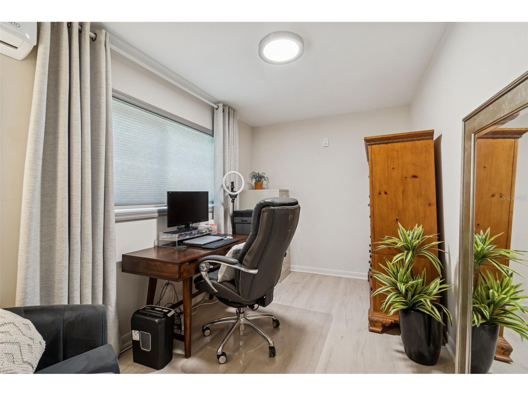 2000 Serpentine Circle S Saint Petersburg FL 33712 TB8470786 image37