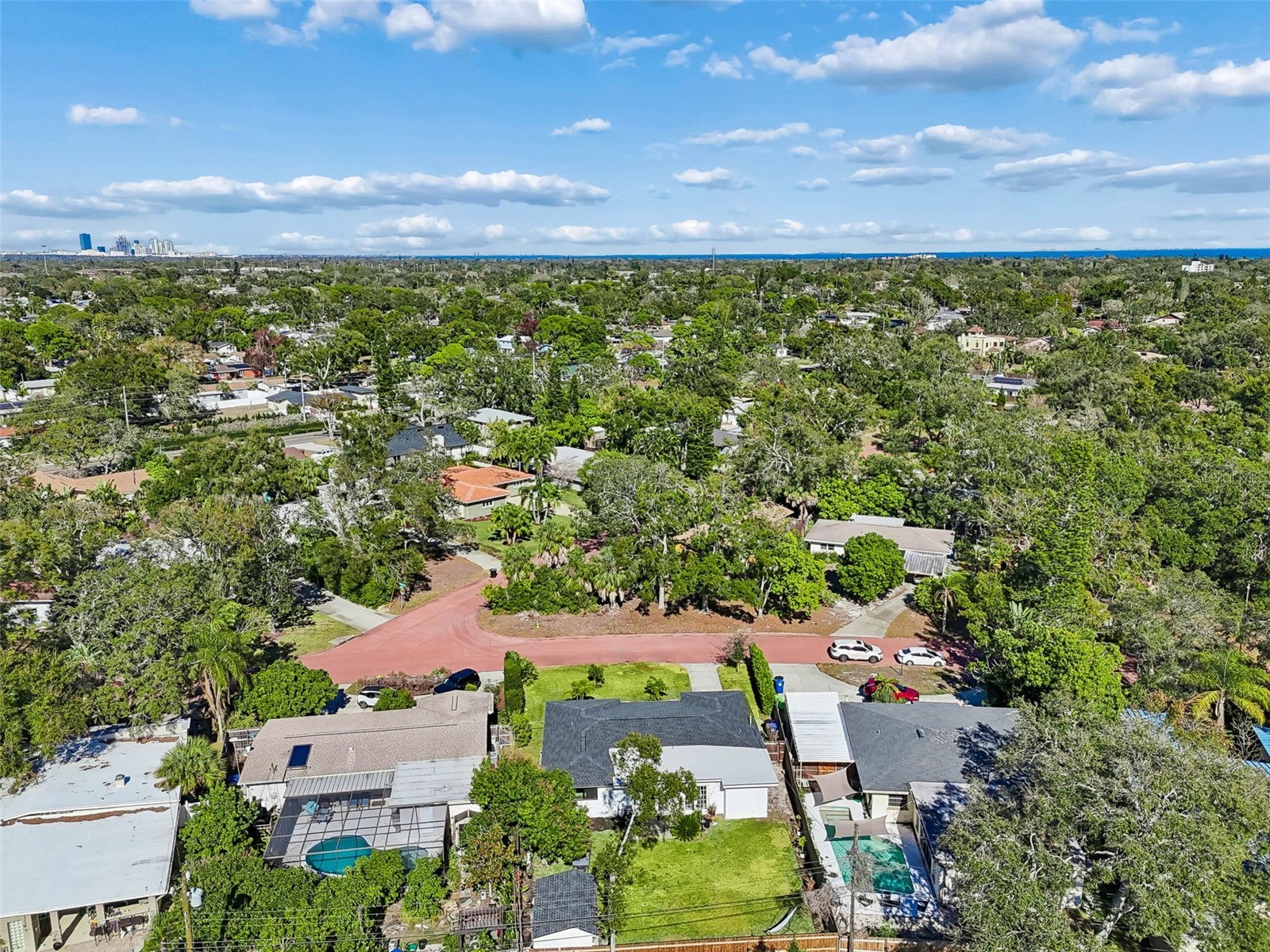 2000 Serpentine Circle S Saint Petersburg FL 33712 TB8470786 image77