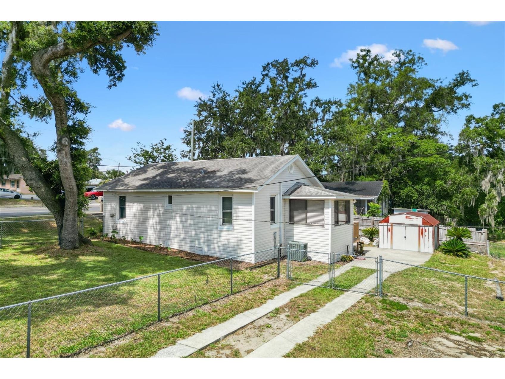 2000 South Street Leesburg FL 34748 - LAKE HOLLYWOOD G5114284 image3