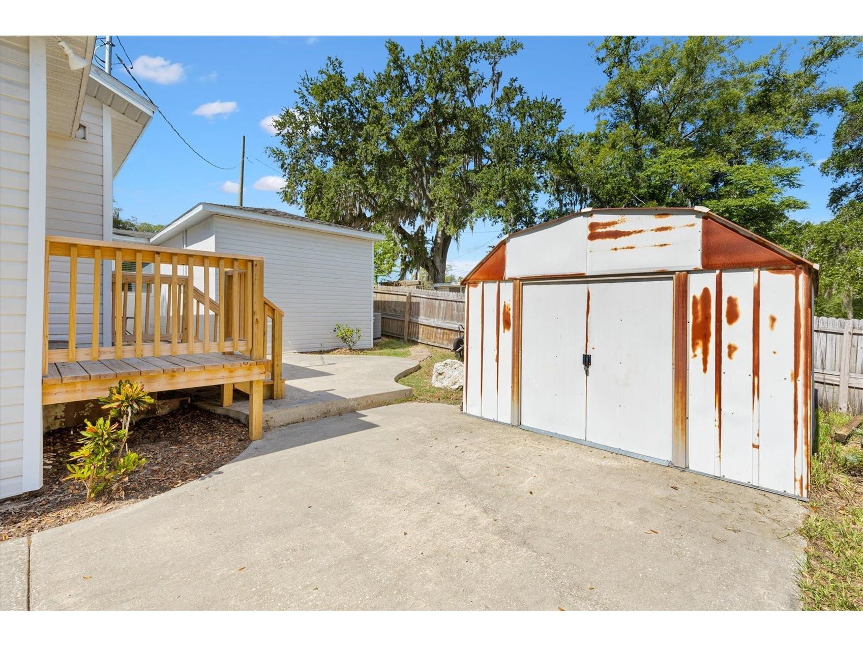 2000 South Street Leesburg FL 34748 - LAKE HOLLYWOOD G5114284 image4