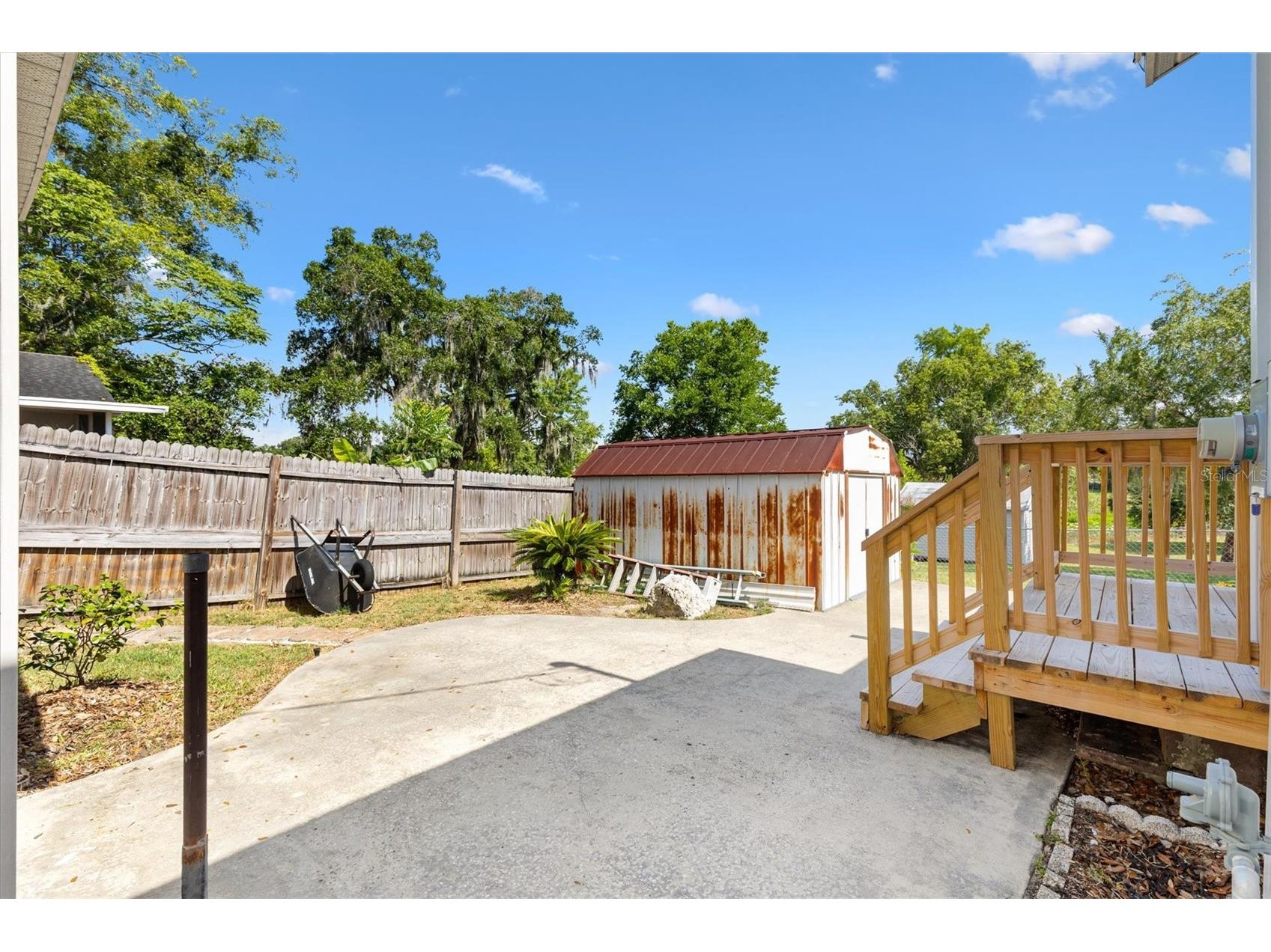 2000 South Street Leesburg FL 34748 - LAKE HOLLYWOOD G5114284 image5