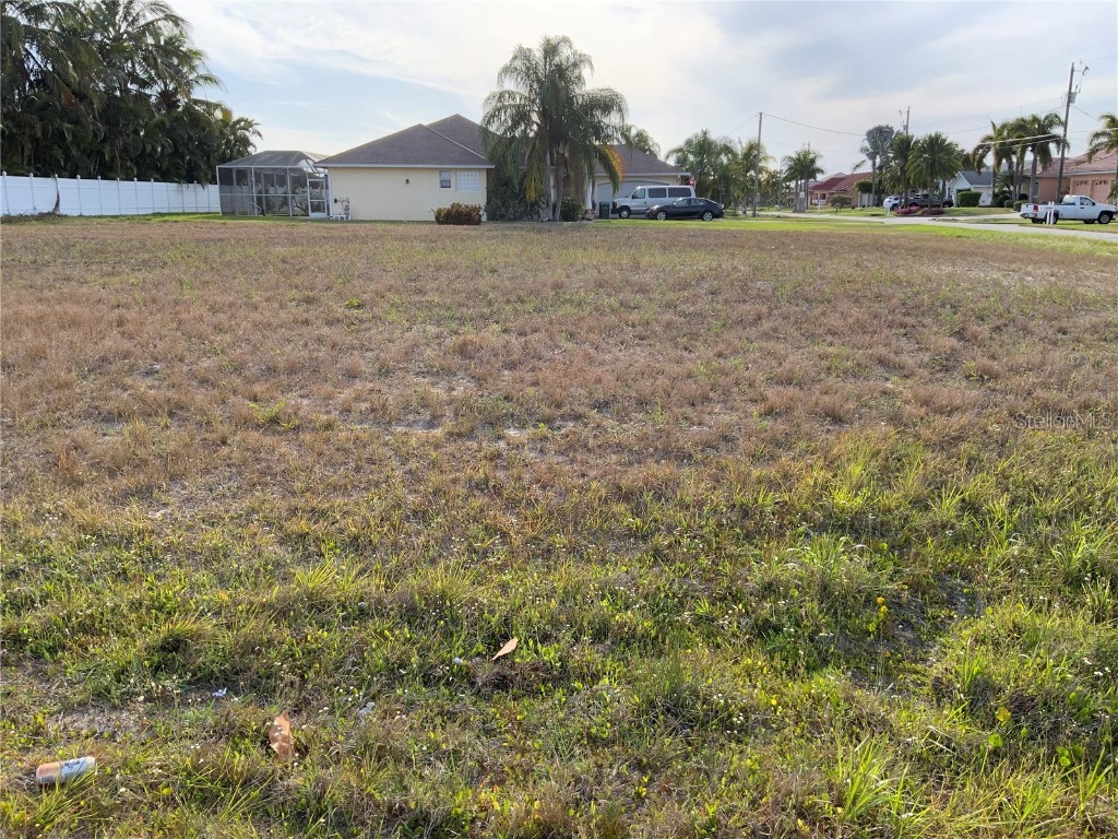 2000 SW 28th Terrace Cape Coral FL 33914 A4563625 image4