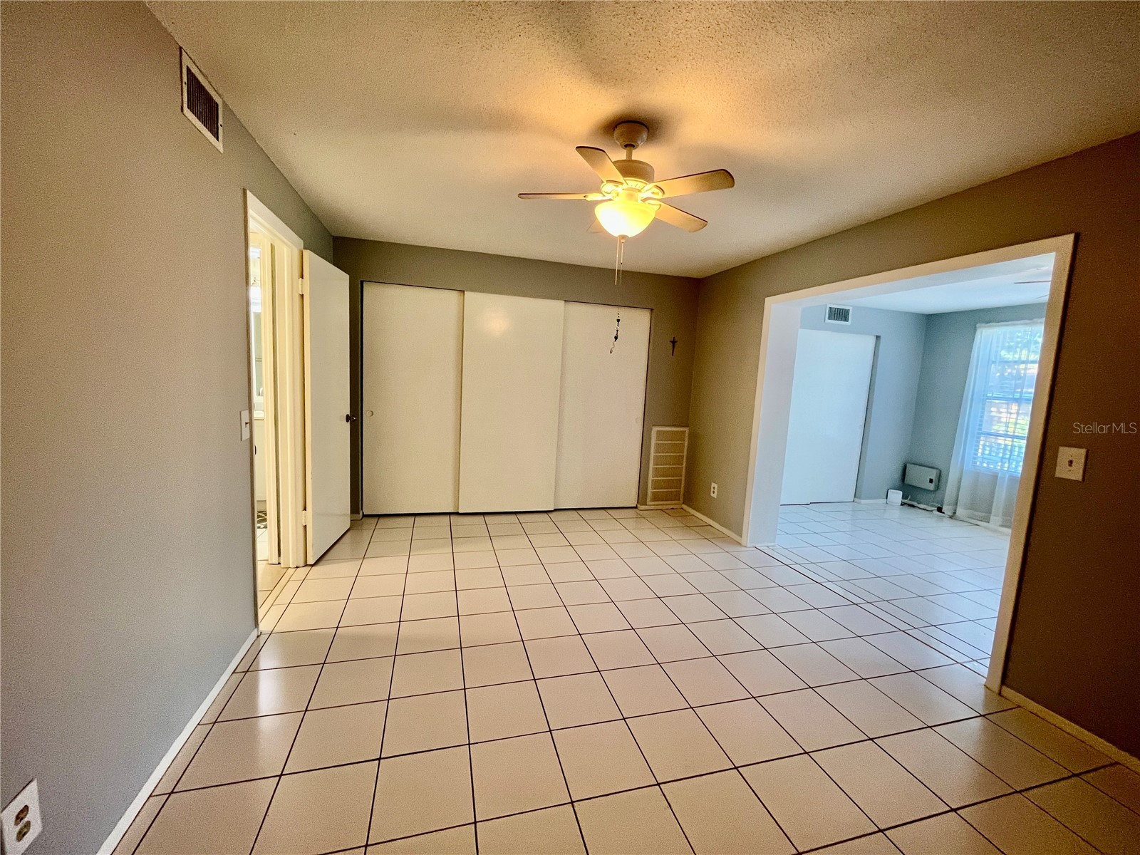 2000 World Parkway Boulevard #6 Clearwater FL 33763 TB8487106 image19