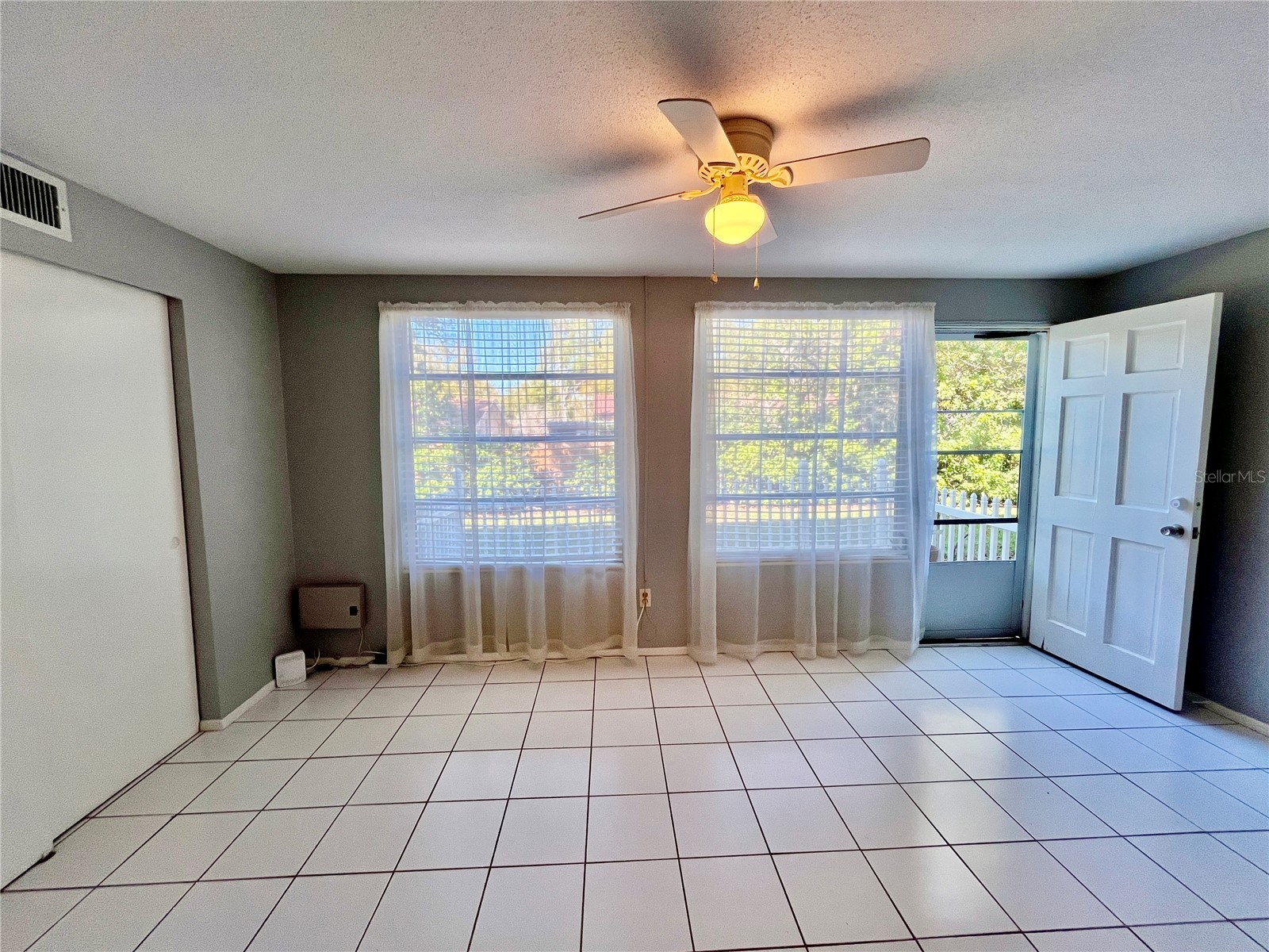 2000 World Parkway Boulevard #6 Clearwater FL 33763 TB8487106 image20