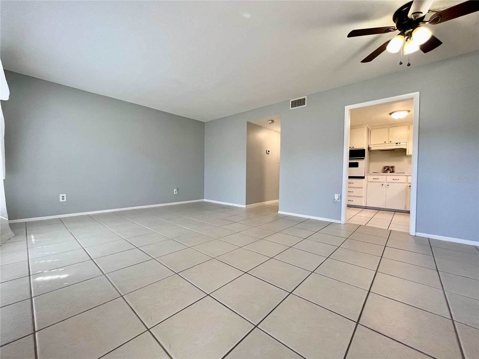 2000 World Parkway Boulevard #6 Clearwater FL 33763 TB8487106 image6