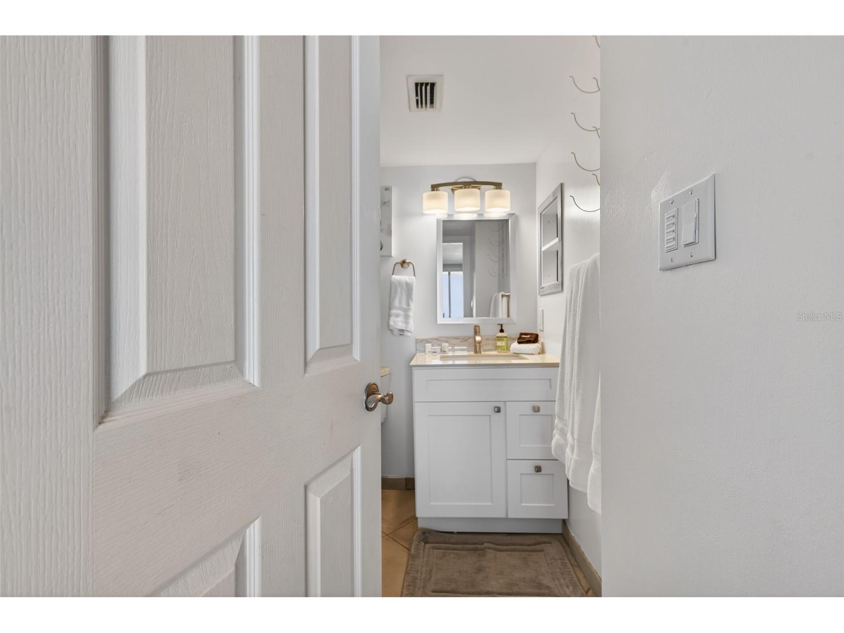 20000 Gulf Boulevard #305 Indian Shores FL 33785 - GULF OF MEXICO TB8495972 image30