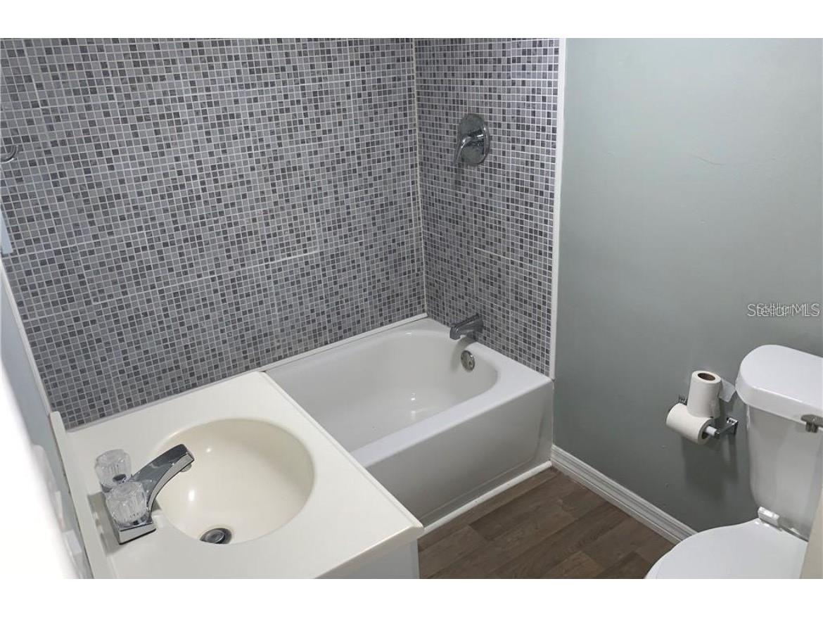 20000 Us-19 N #610 Clearwater FL 33764 TB8433069 image4