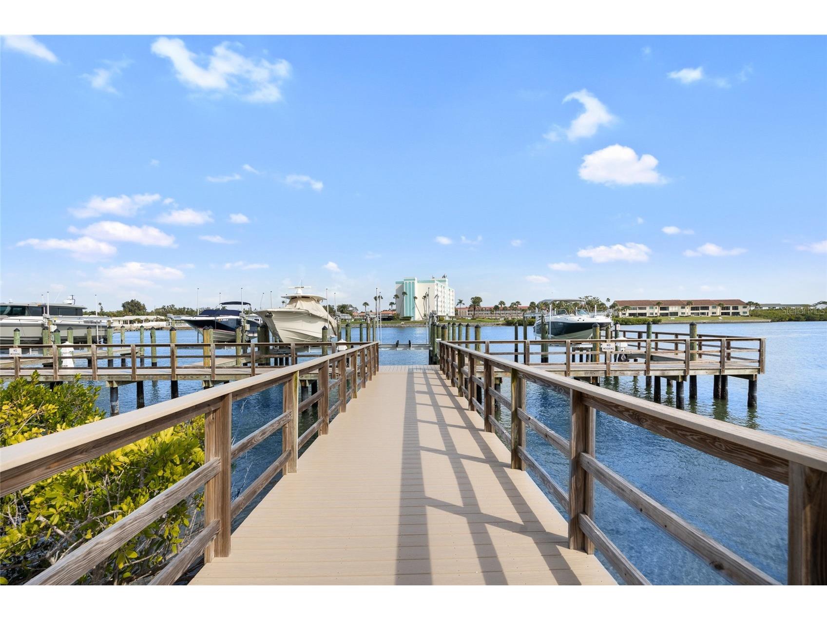 20001 Gulf Boulevard #405 Indian Shores FL 33785 TB8465277 image32