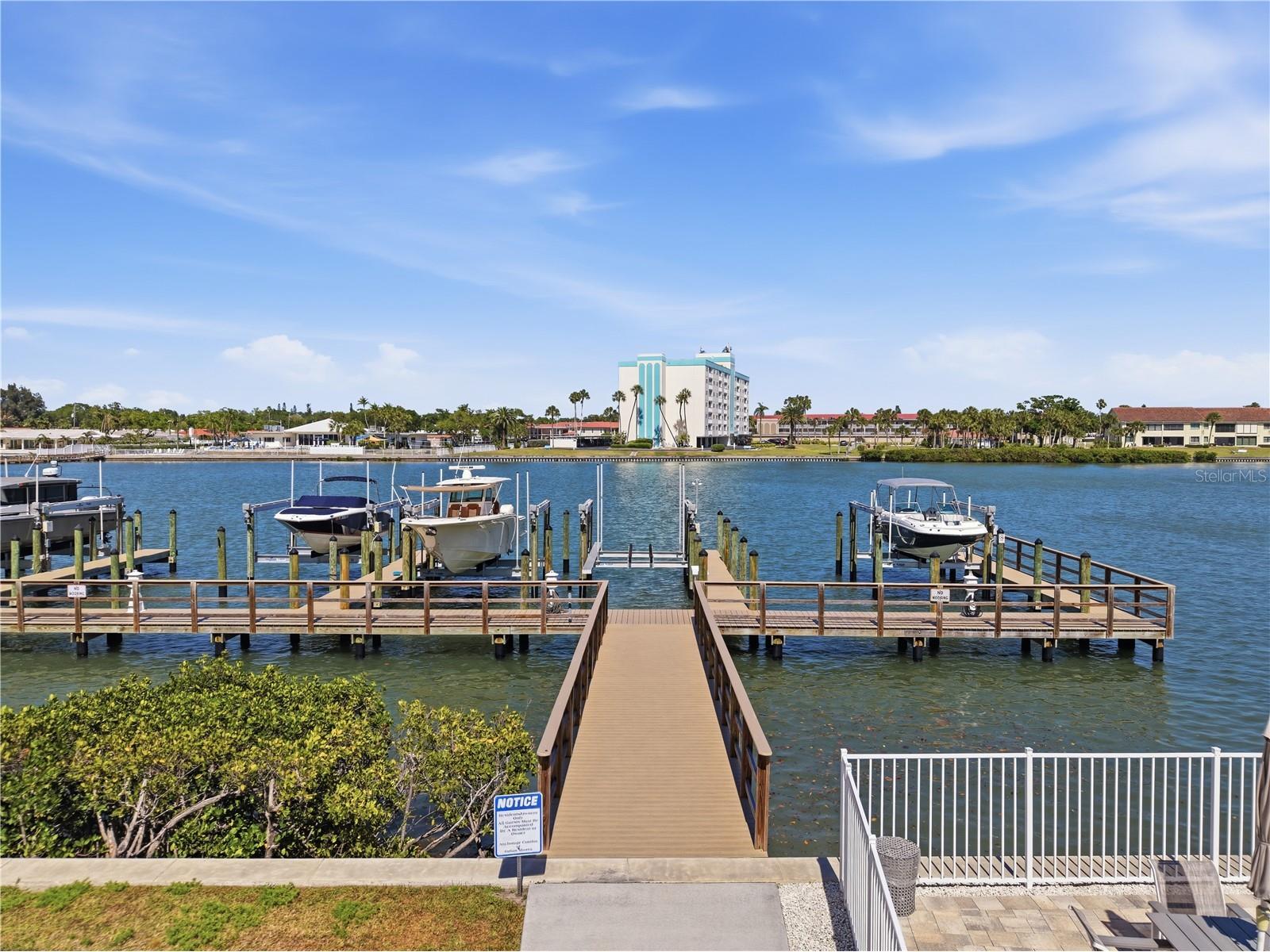20001 Gulf Boulevard #405 Indian Shores FL 33785 TB8500587 image37