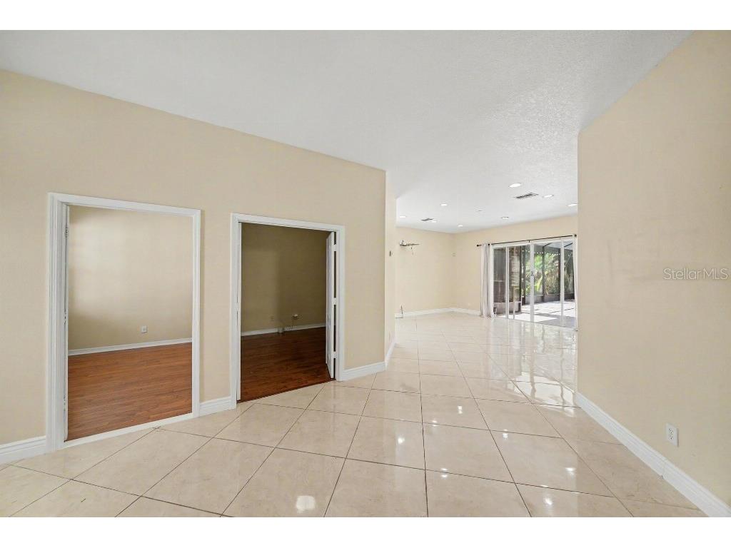 20009 Oakflower Avenue Tampa FL 33647 TB8532244 image18