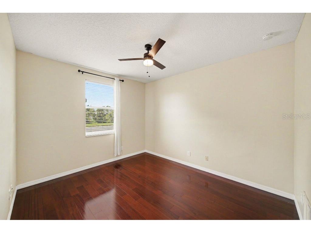20009 Oakflower Avenue Tampa FL 33647 TB8532244 image28