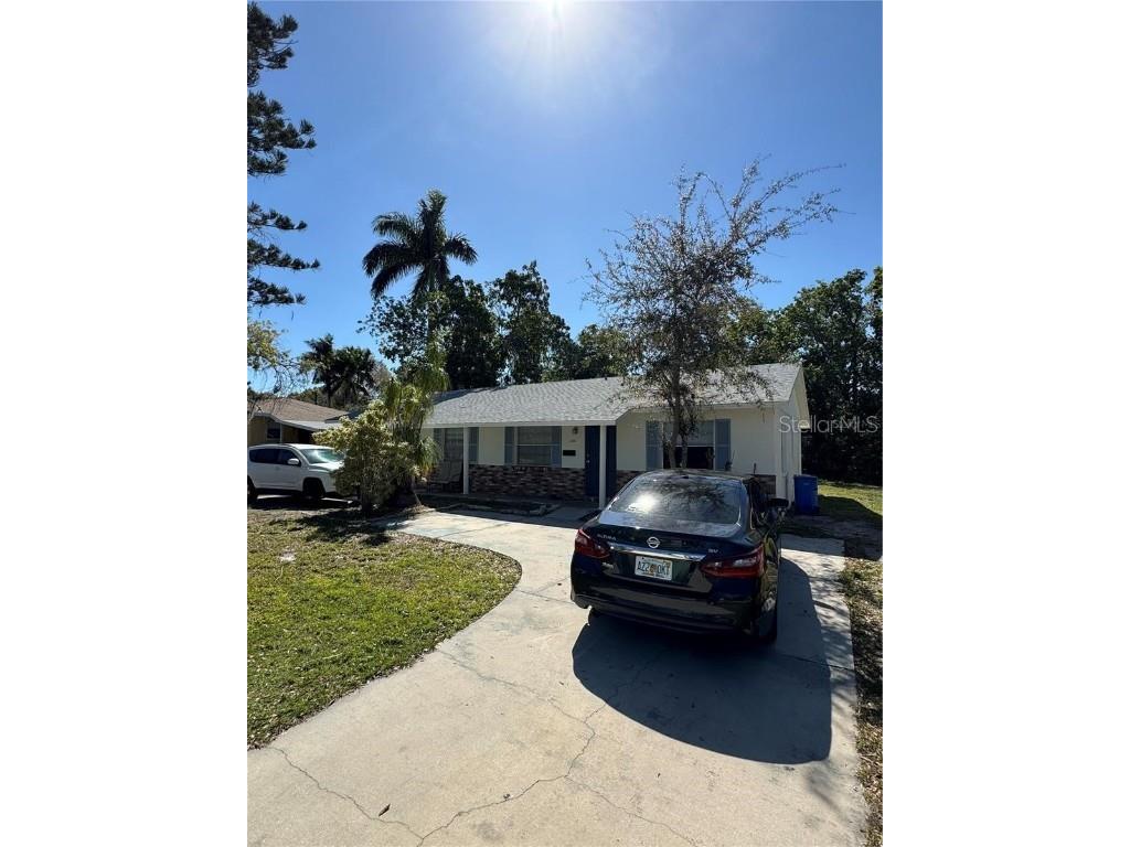 2001 14th Avenue W Bradenton FL 34205 A4654665 image1