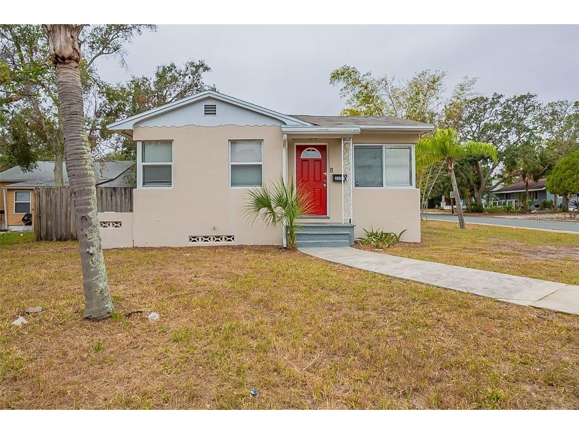 2001 16th Street S Saint Petersburg FL 33705 O6299278 image1
