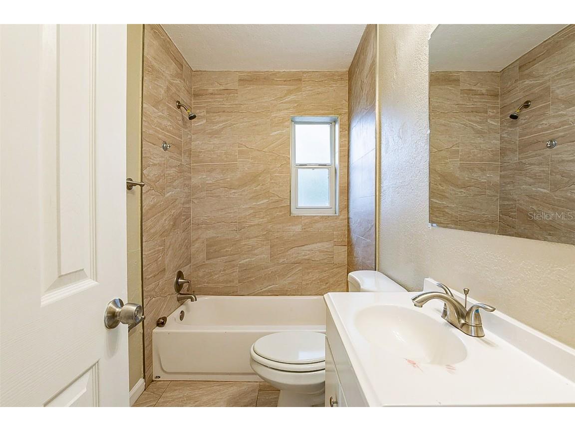 2001 16th Street S Saint Petersburg FL 33705 O6299278 image12