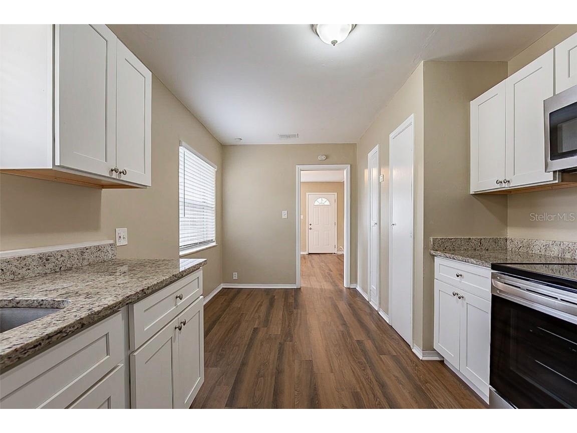 2001 16th Street S Saint Petersburg FL 33705 O6299278 image4