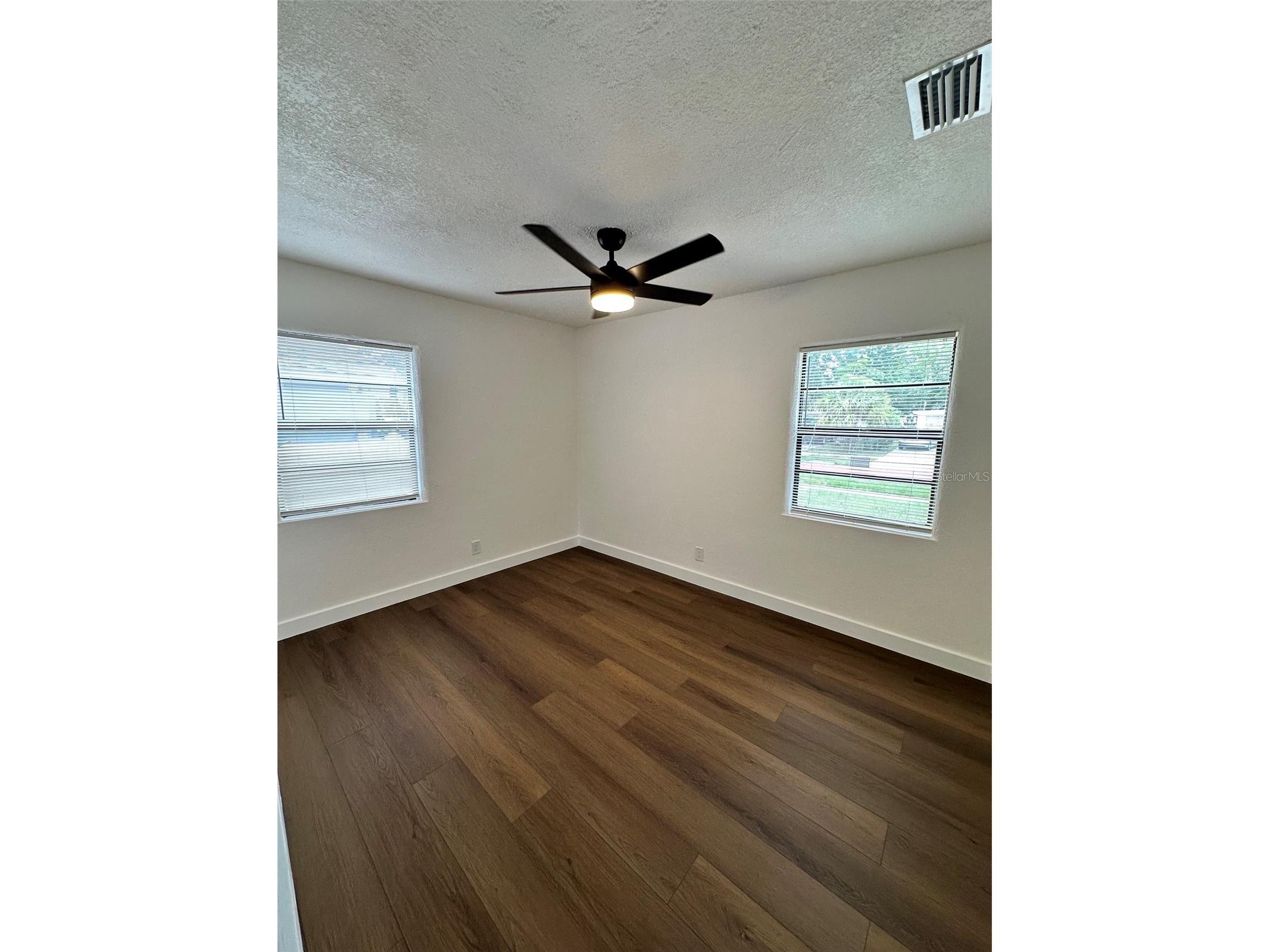 2001 30th Street S Saint Petersburg FL 33712 TB8514381 image23