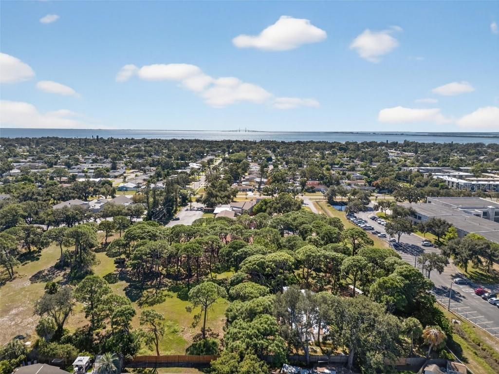 2001 62nd Avenue S Saint Petersburg FL 33712 TB8447764 image10