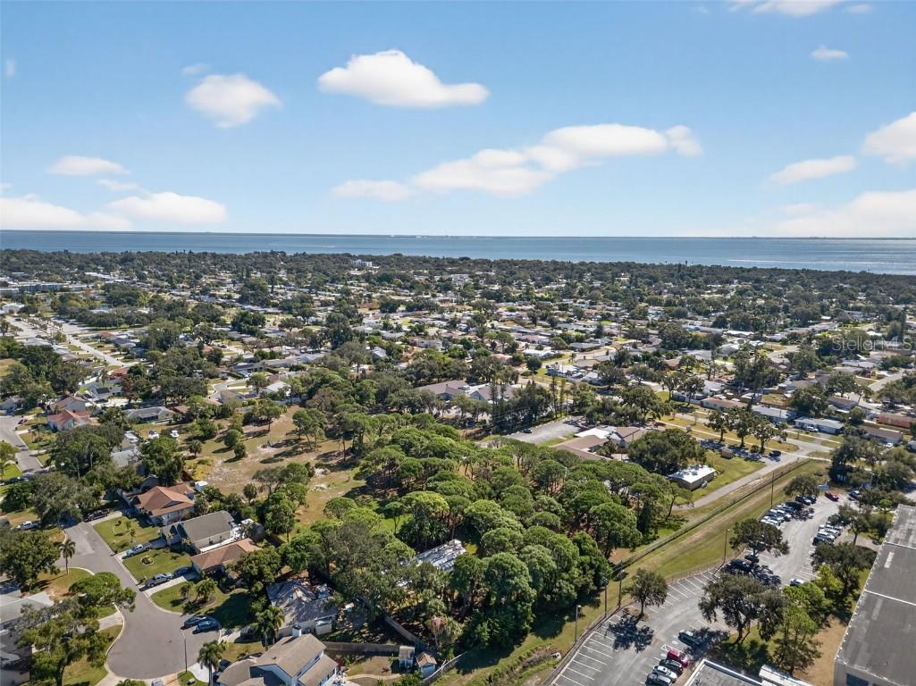 2001 62nd Avenue S Saint Petersburg FL 33712 TB8447764 image14