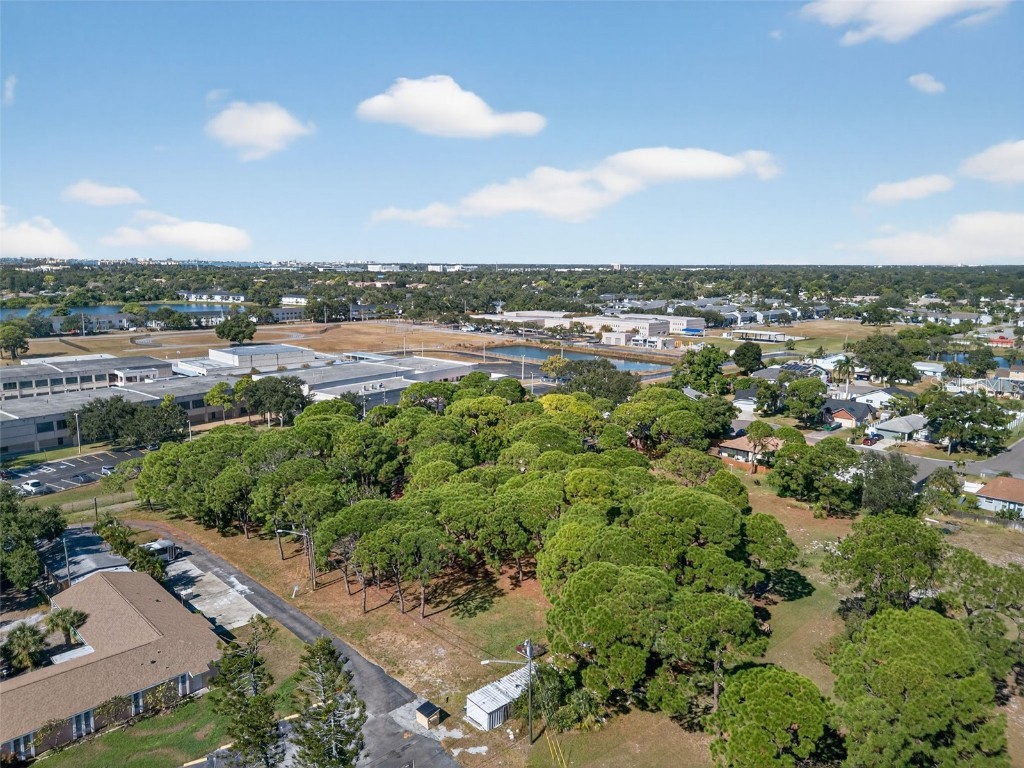 2001 62nd Avenue S Saint Petersburg FL 33712 TB8447764 image16