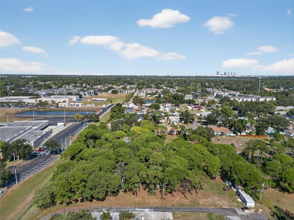 2001 62nd Avenue S Saint Petersburg FL 33712 TB8447764 image18