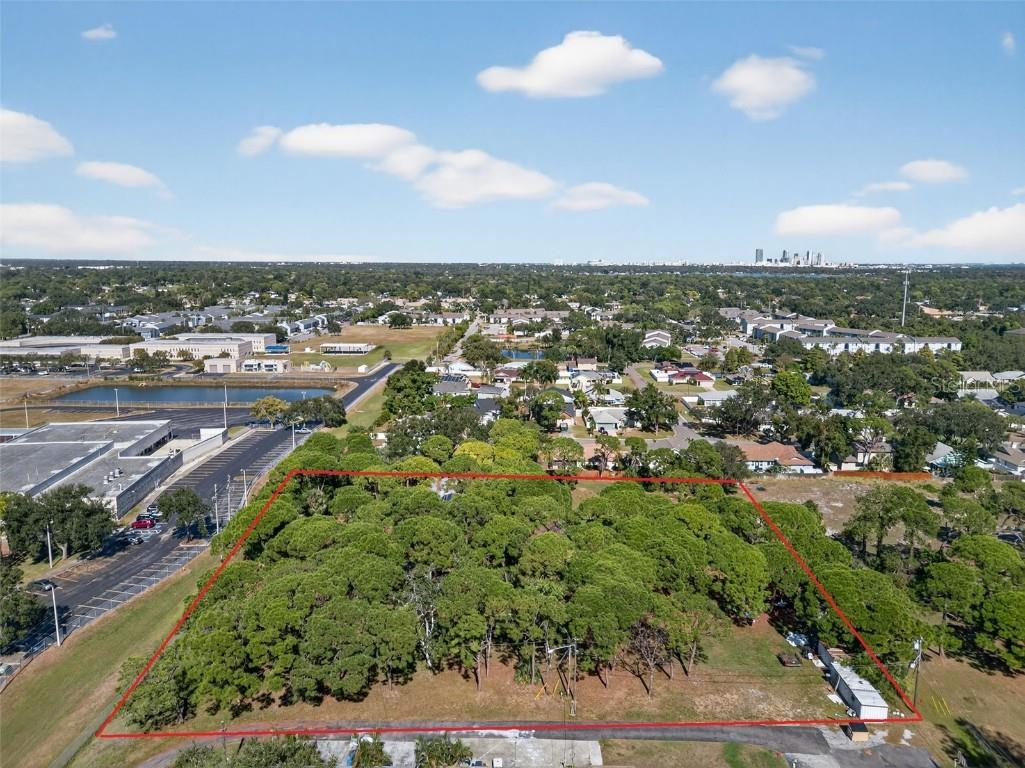 2001 62nd Avenue S Saint Petersburg FL 33712 TB8447764 image2