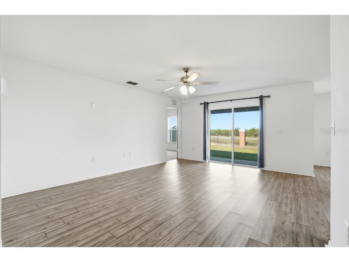 2001 Amber Sweet Circle Dundee FL 33838 L4957528 image4