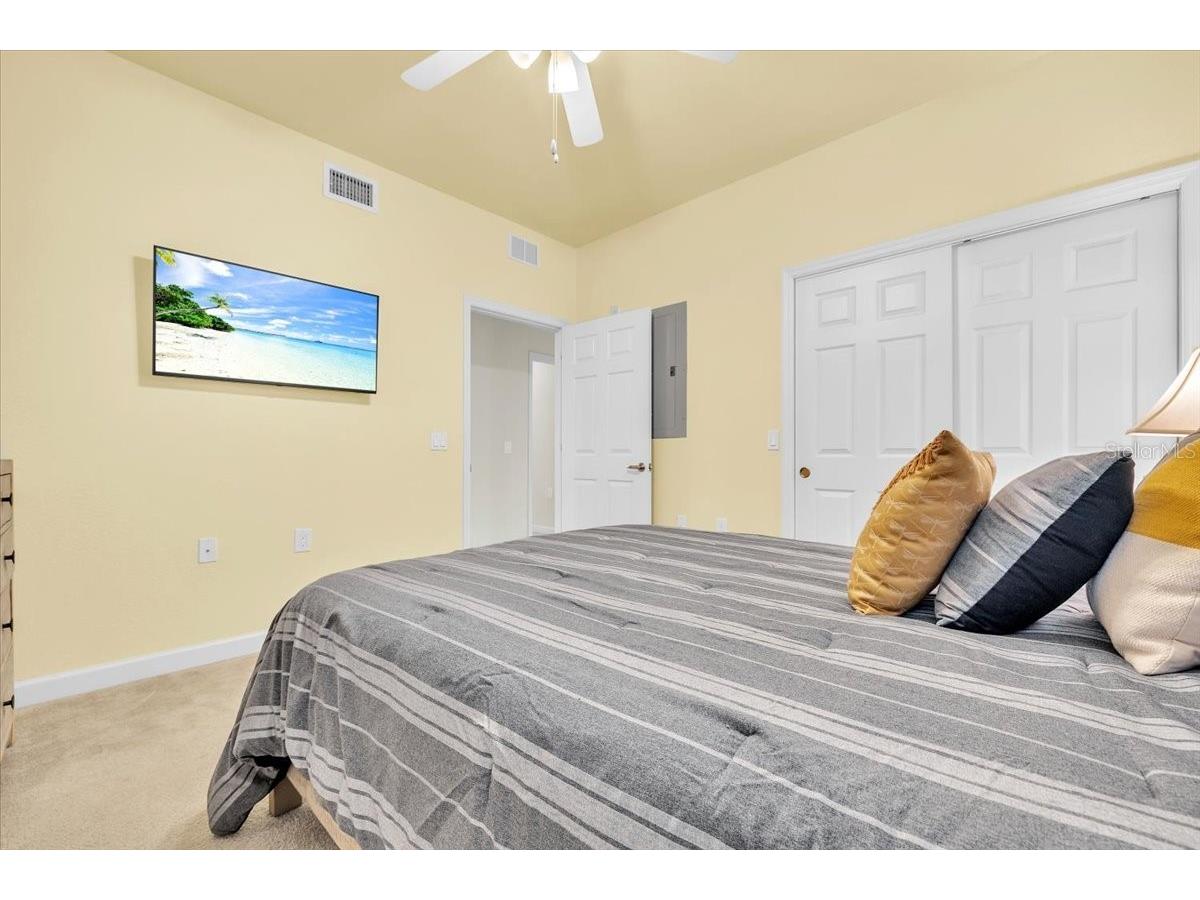 2001 Bal Harbor Boulevard #2207 Punta Gorda FL 33950 C7525449 image22