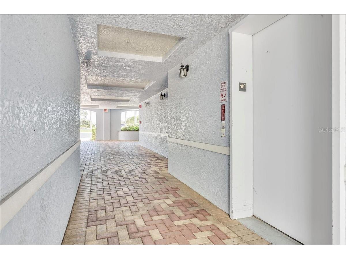 2001 Bal Harbor Boulevard #2207 Punta Gorda FL 33950 C7525449 image33