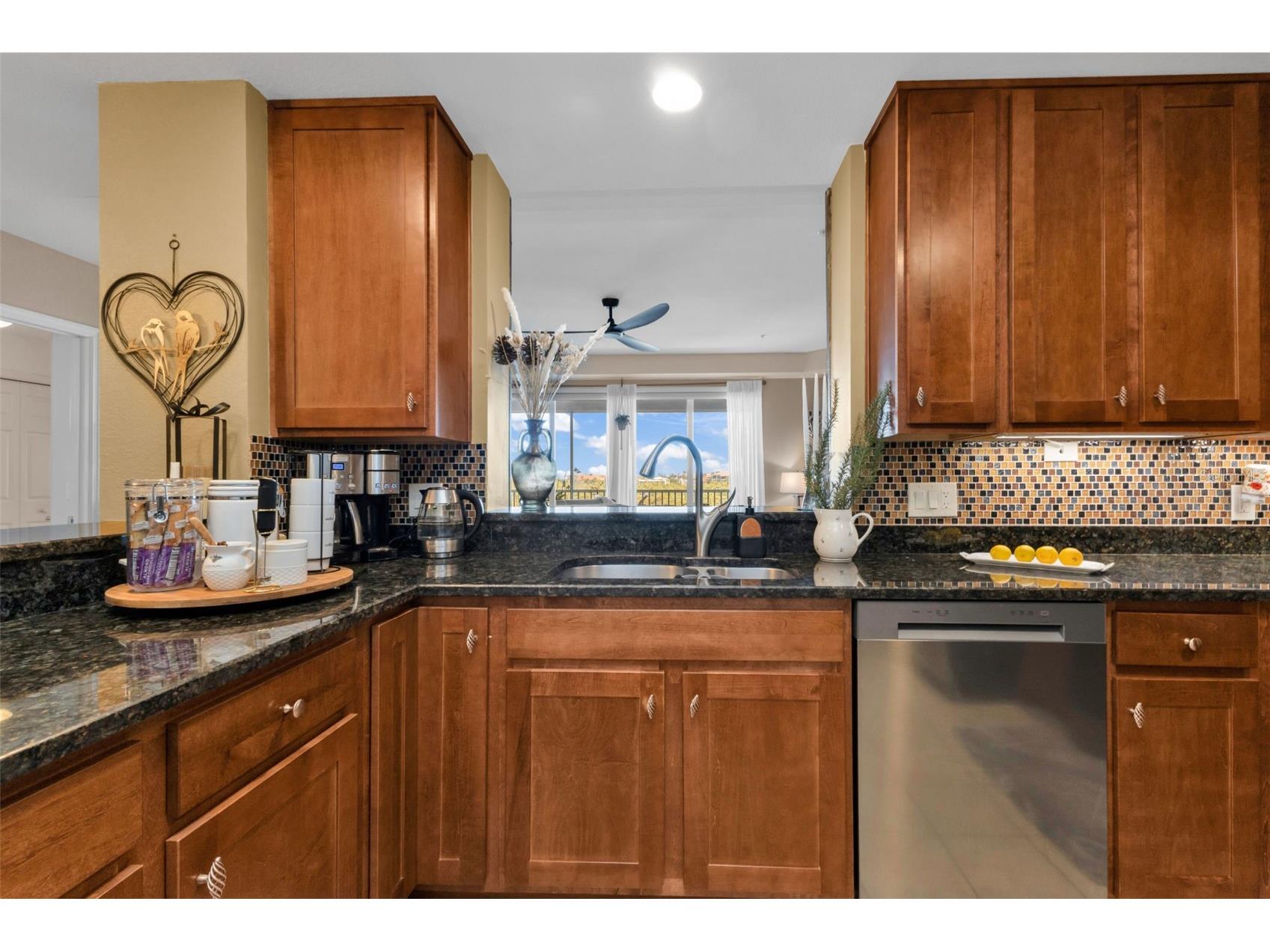 2001 Bal Harbor Boulevard #2304 Punta Gorda FL 33950 C7521529 image32