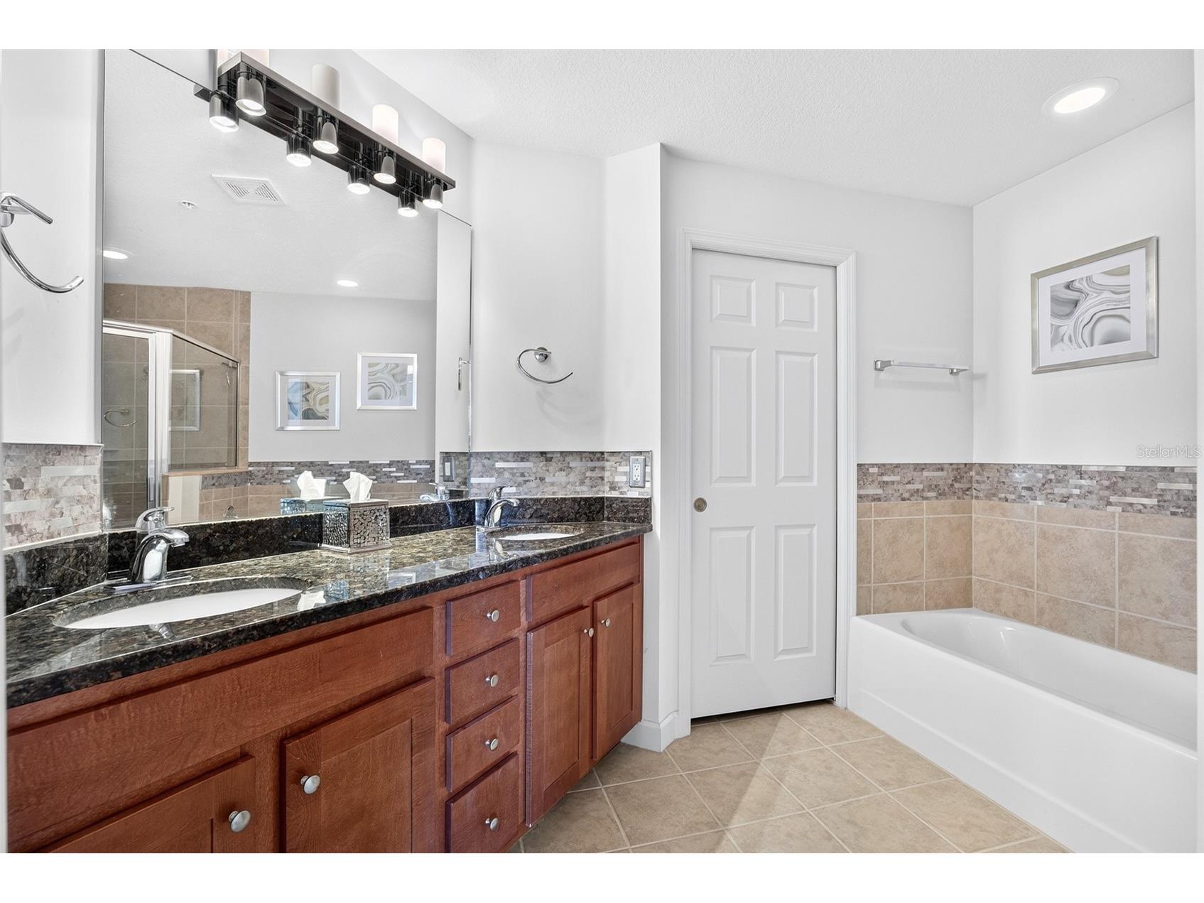 2001 Bal Harbor Boulevard #2308 Punta Gorda FL 33950 C7527440 image17