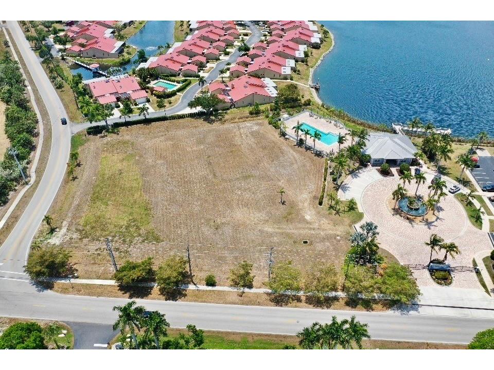 2001 Bal Harbor Boulevard Punta Gorda FL 33950 C7492458 image1