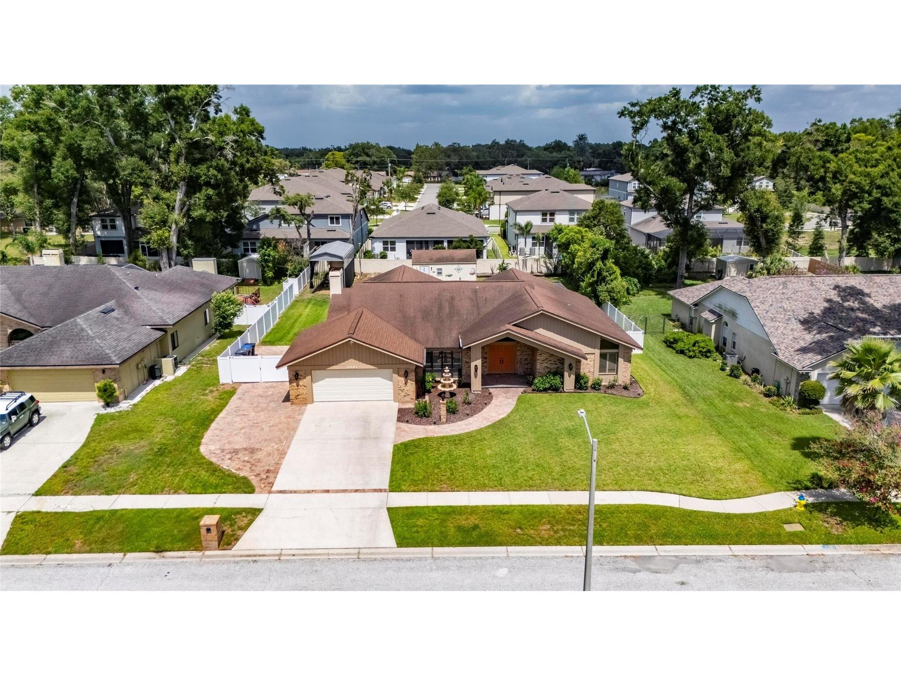 2001 Cimmaron Run Drive Valrico FL 33594 TB8520882 image3