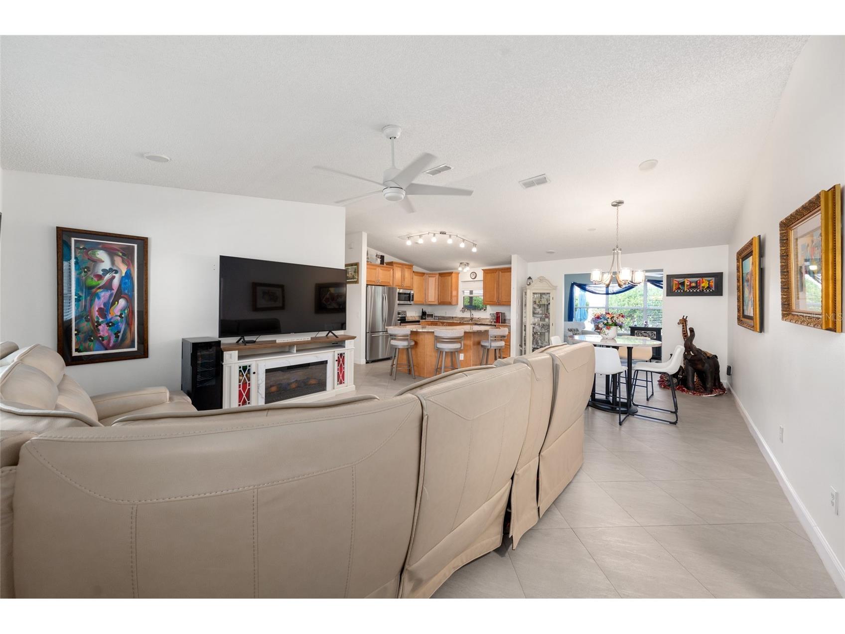 2001 Cipriano Place The Villages FL 32159 G5107394 image6