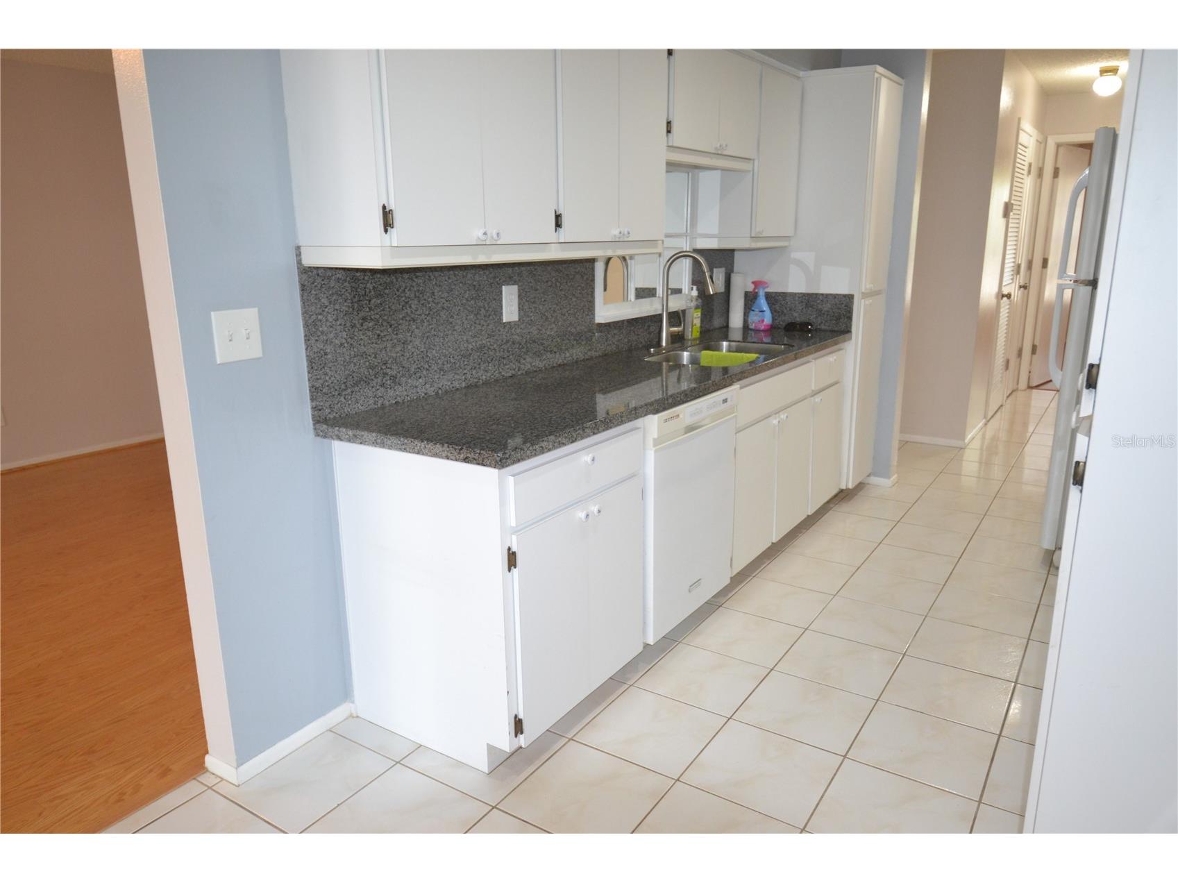 2001 Dover Court Oldsmar FL 34677 TB8526064 image12