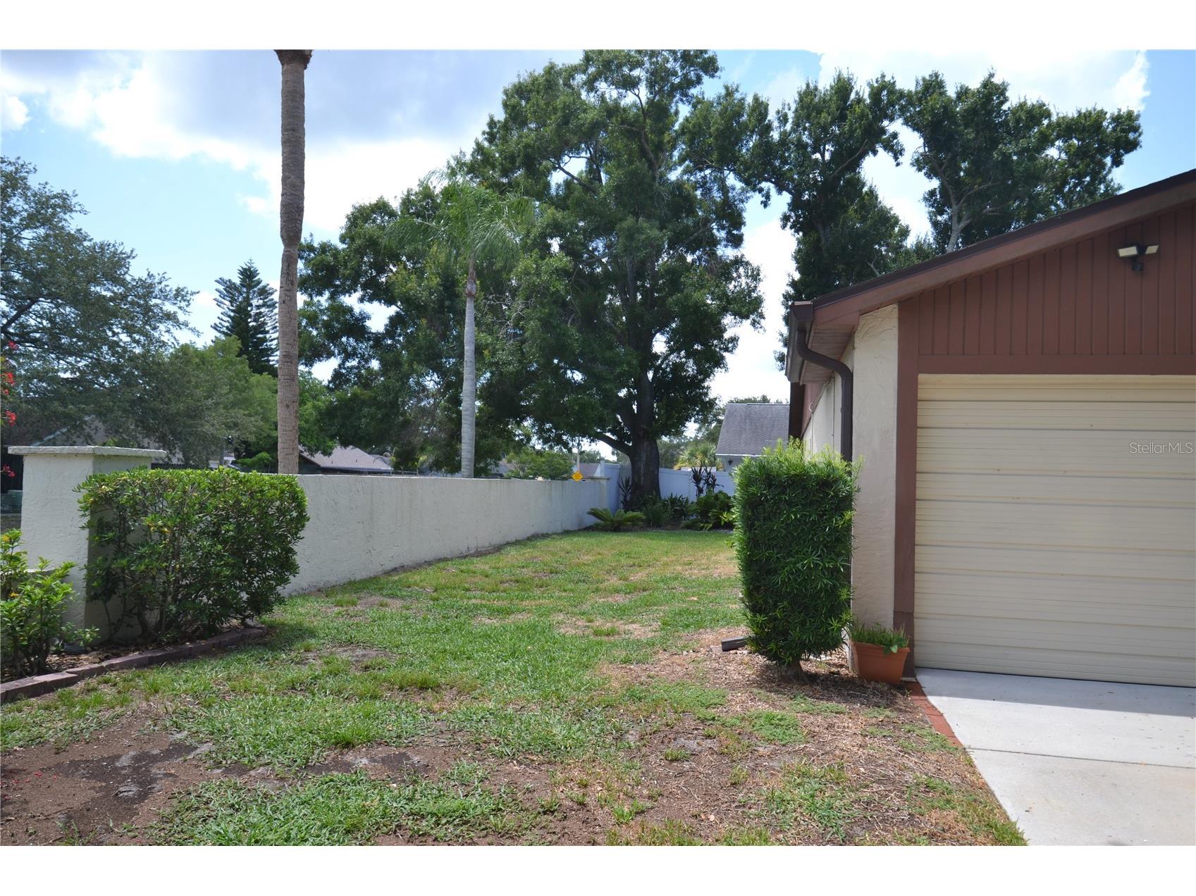 2001 Dover Court Oldsmar FL 34677 TB8526064 image37