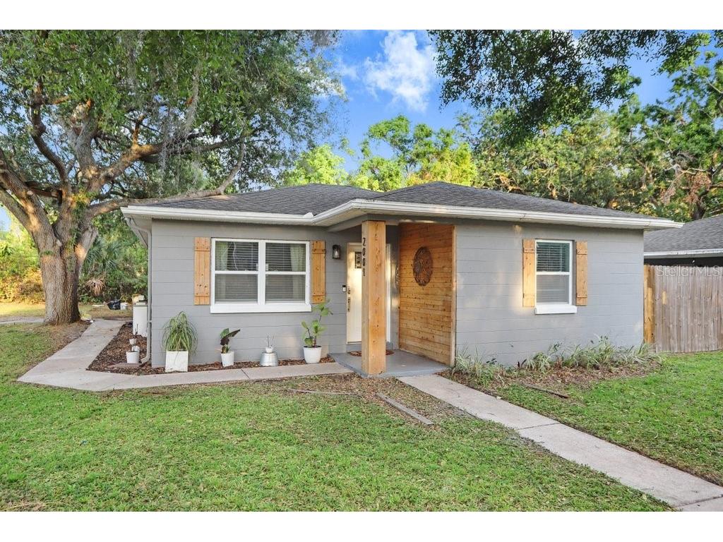 2001 E Idlewild Avenue Tampa FL 33610 TB8369780 image1